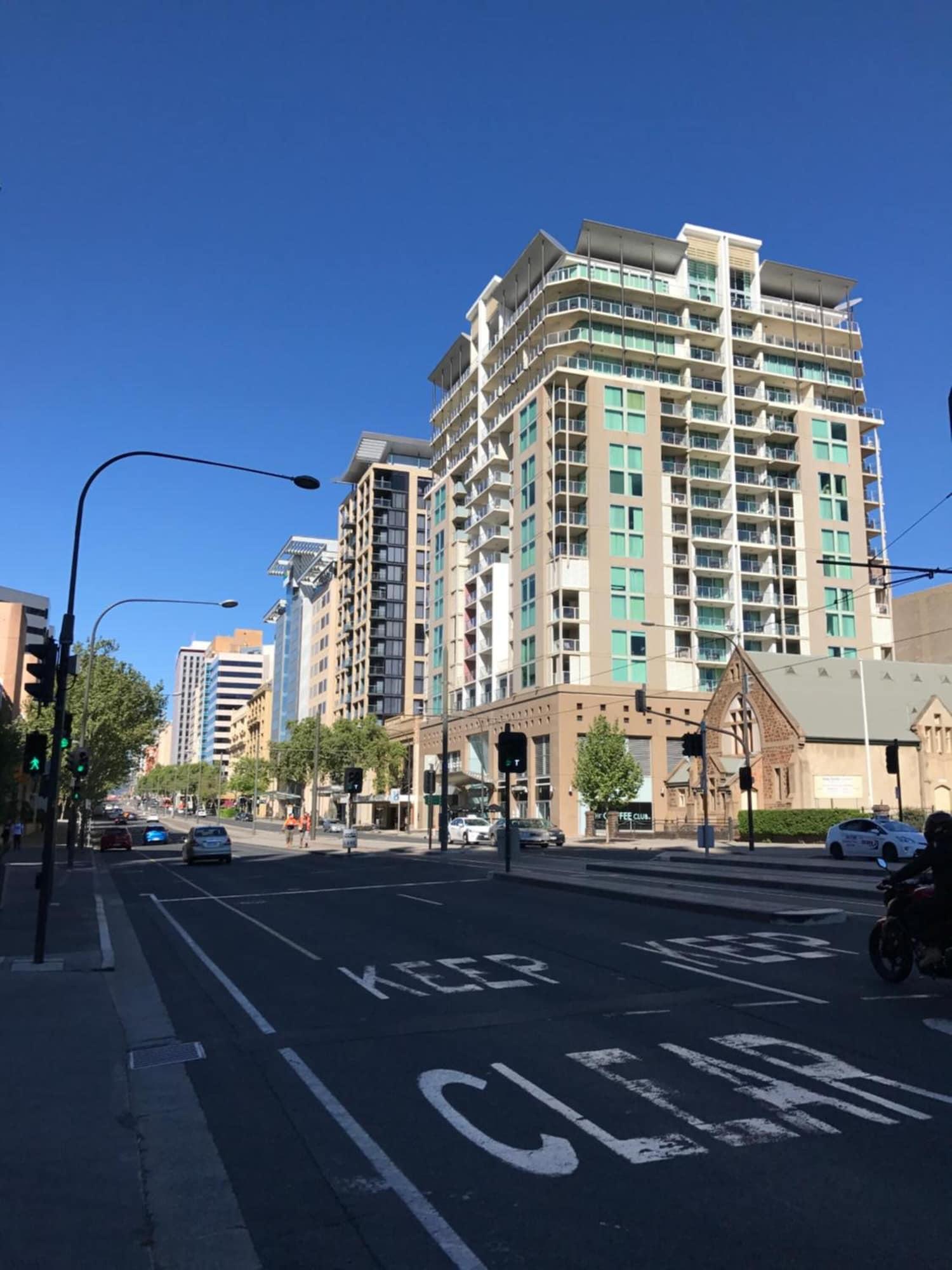 Vista Exterior Adelaide North tce penthouse