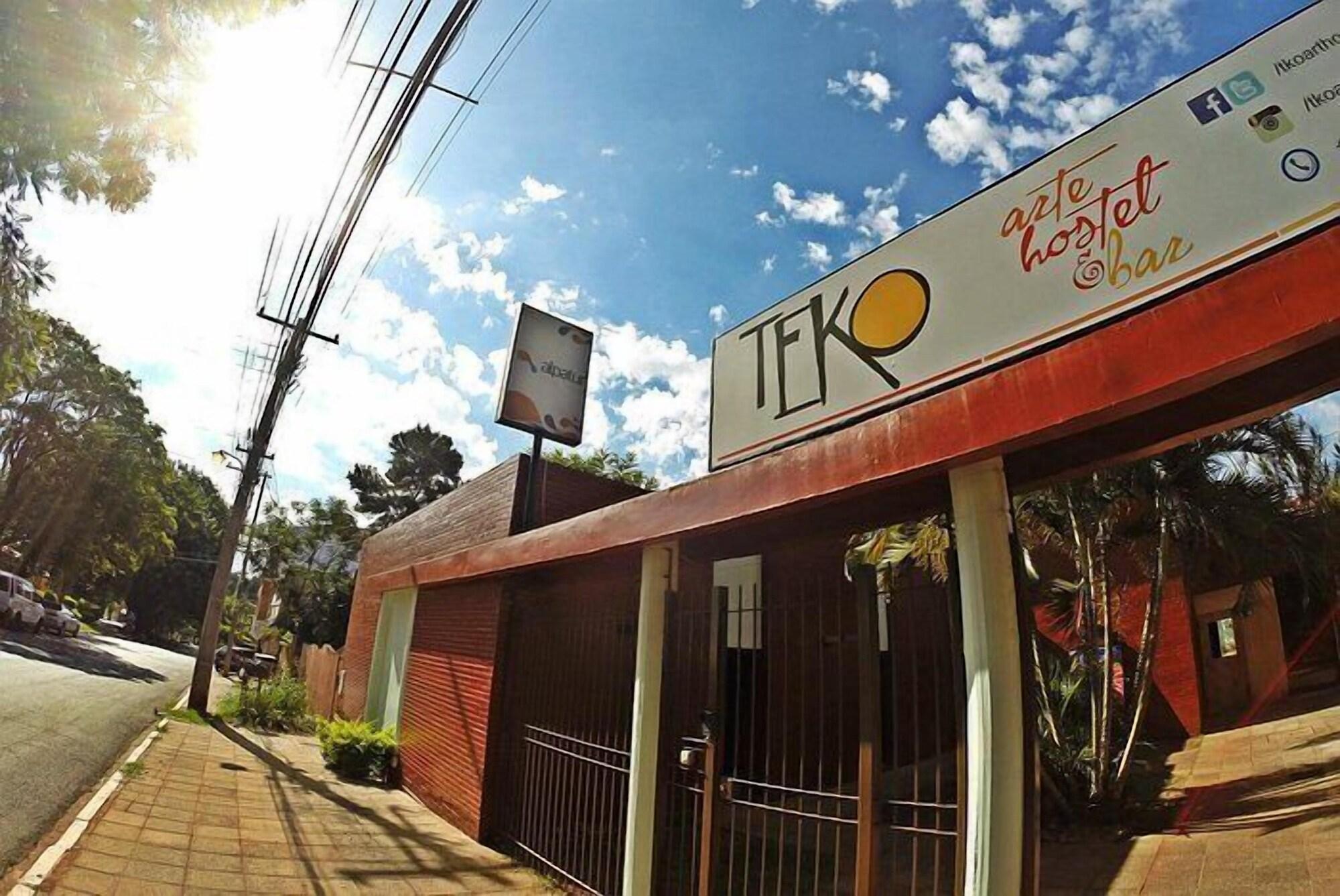 Varios Teko Arte Hostel & Bar