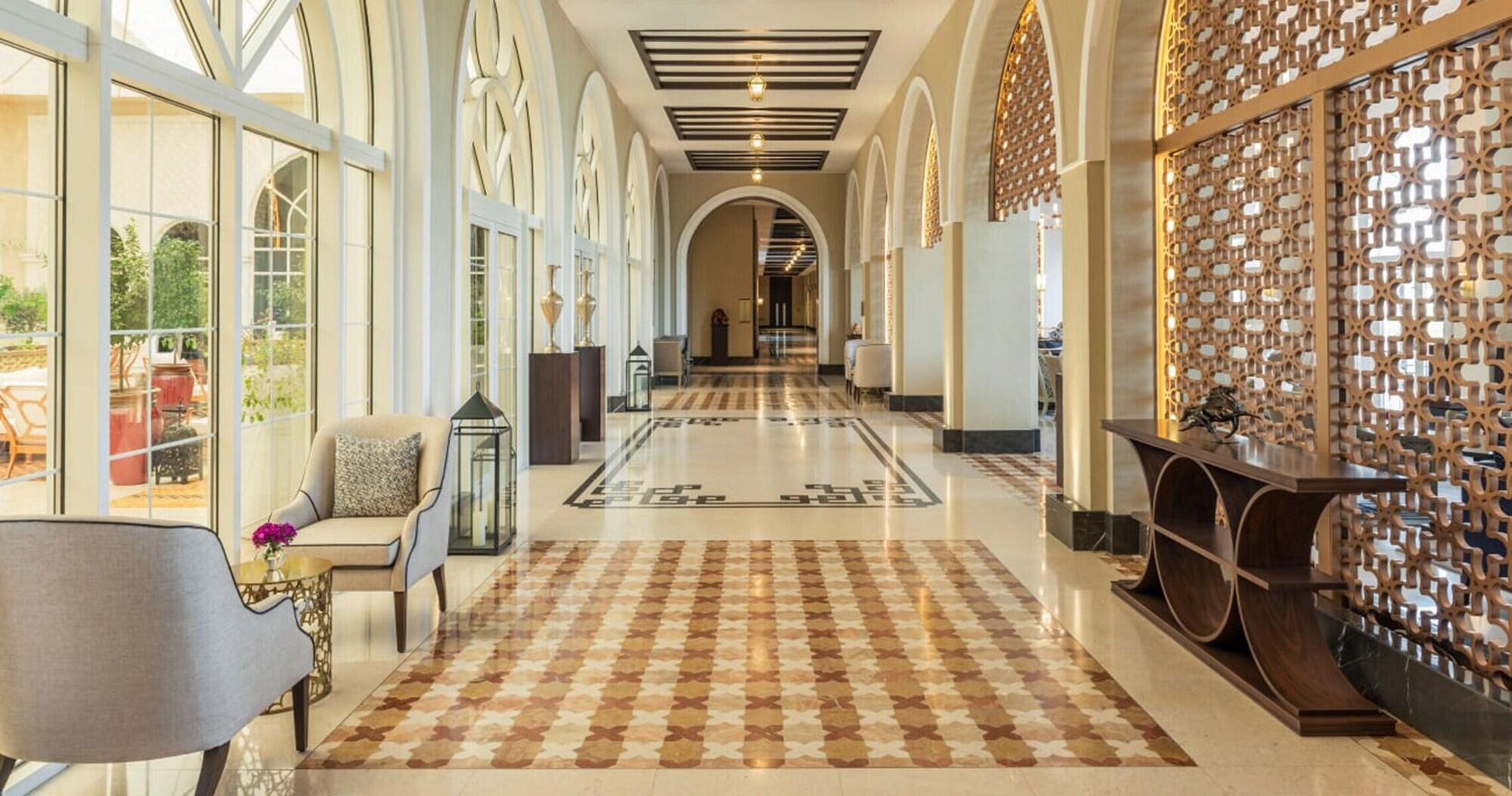 Vista Lobby Hilton Luxury Hotel – Rooms Only | Mandatory All-Inclusive Paid At Hotel