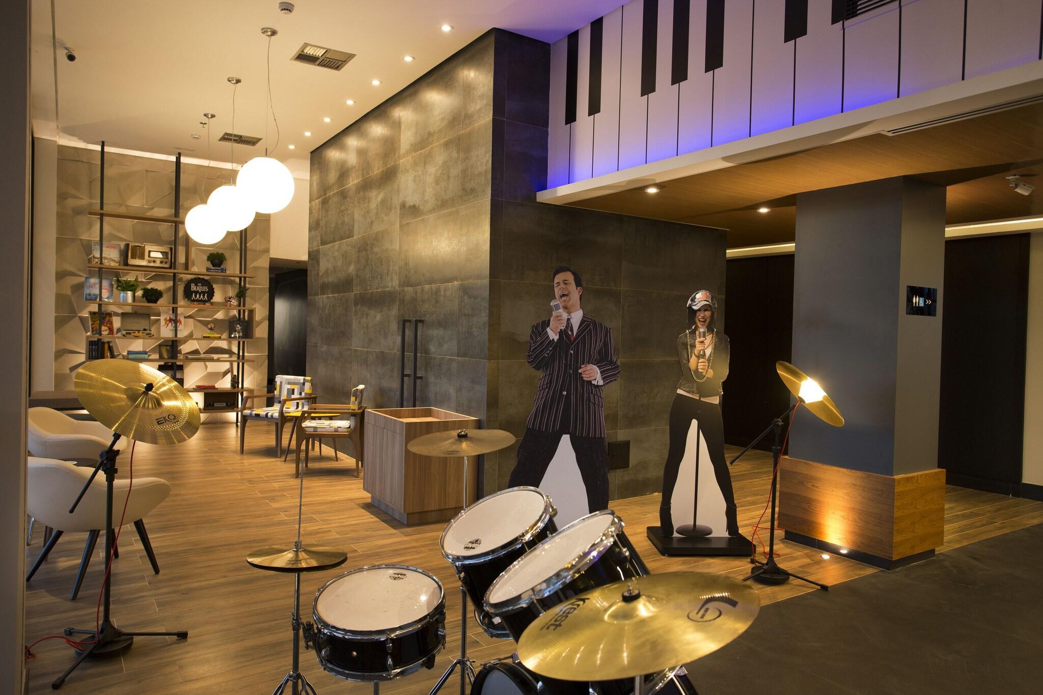 Vista Lobby Ibis Styles Taubate