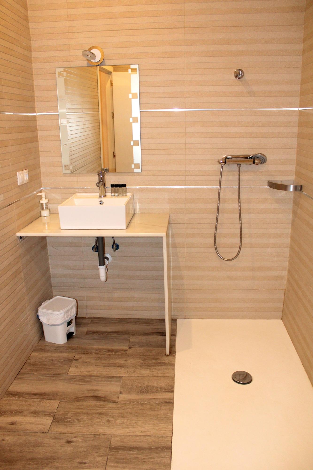 Equipamiento de Habitación Doble S - San Eloy