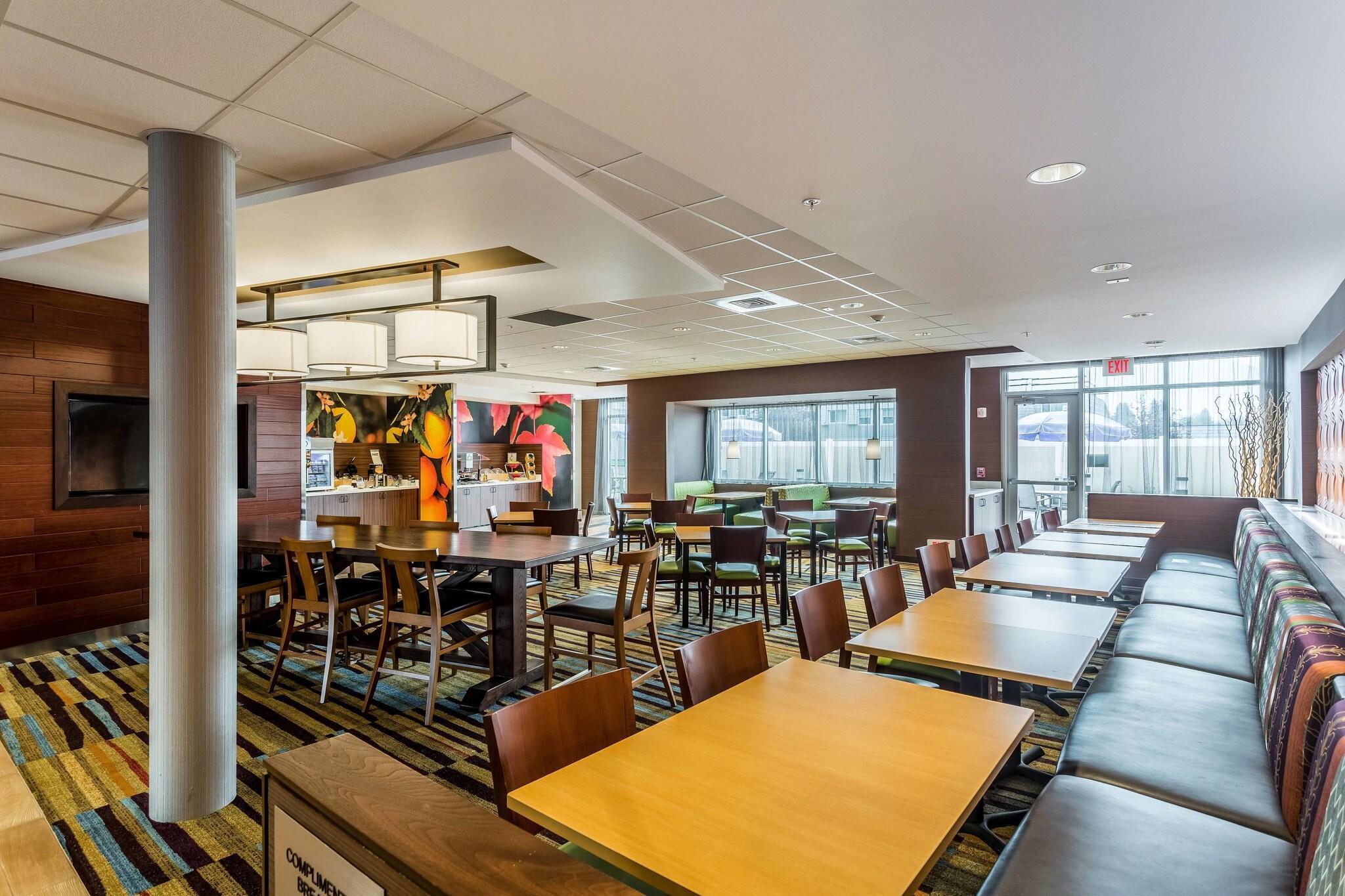 Restaurant Fairfield Inn & Suites by Marriott Butte
