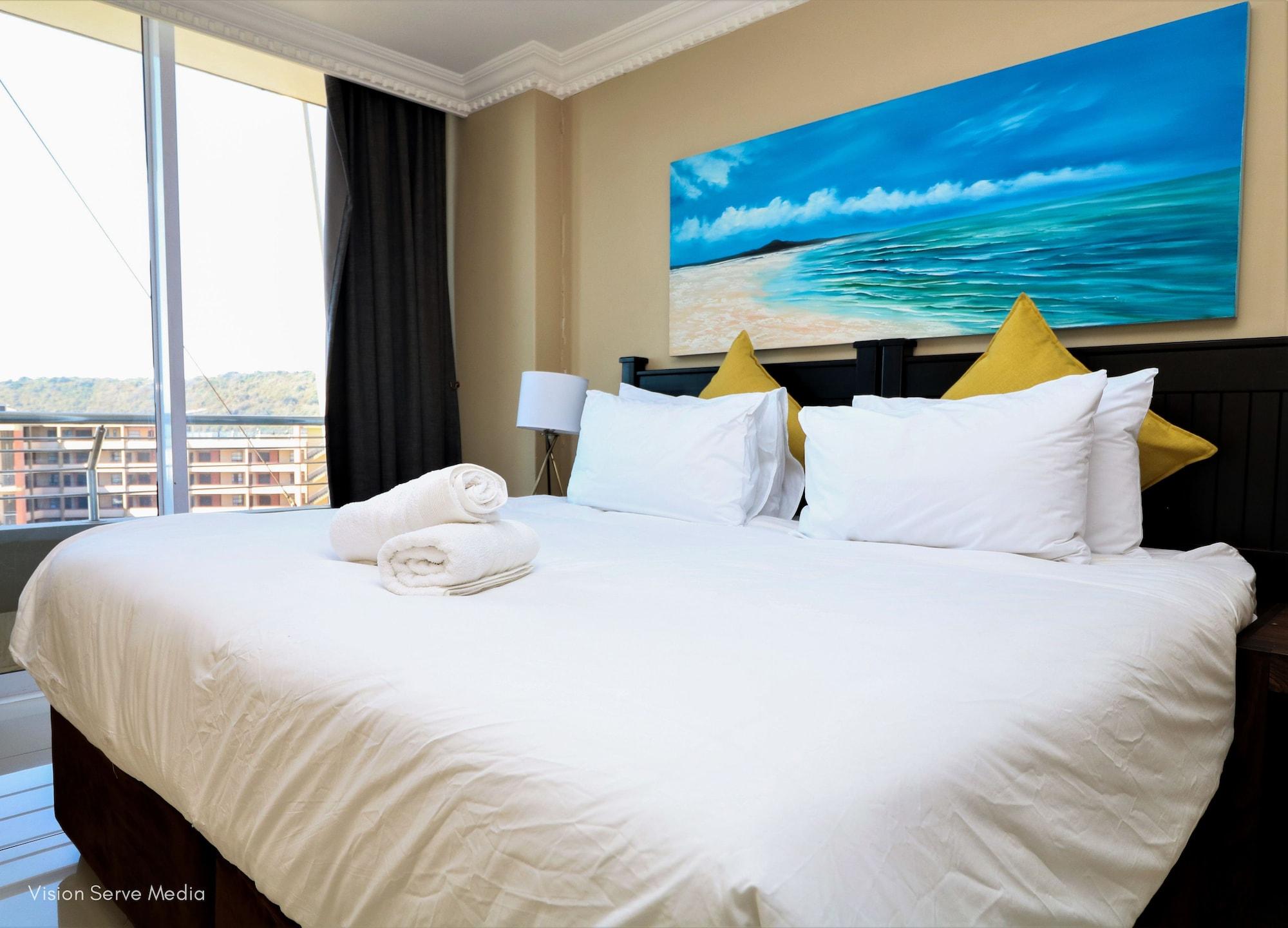 Varios 1 Bedroom Luxury Apartment