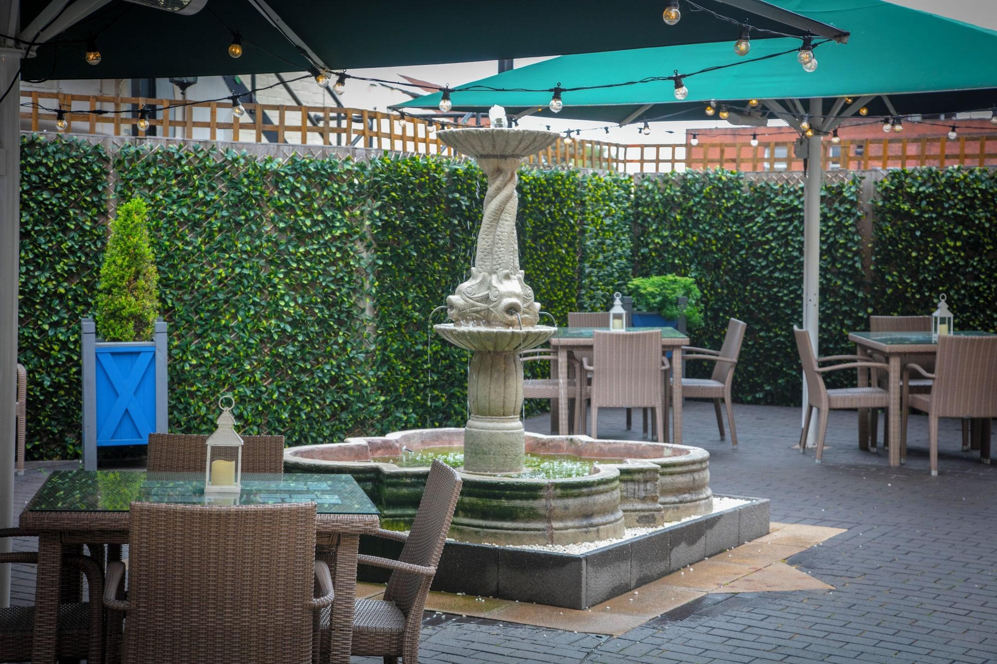 Vista Exterior Best Western Lichfield City Centre The George Hotel