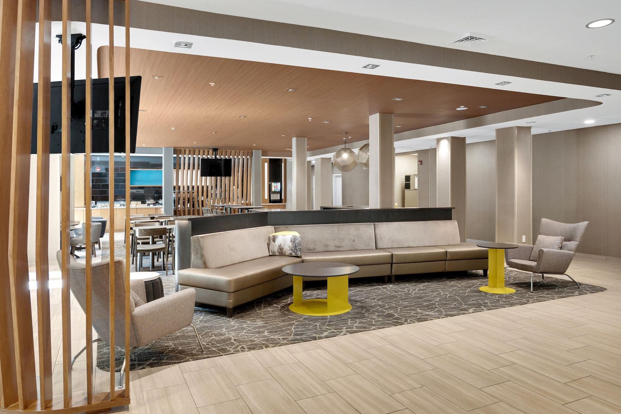 Vista Lobby SpringHill Suites by Marriott Freeport Brunswick