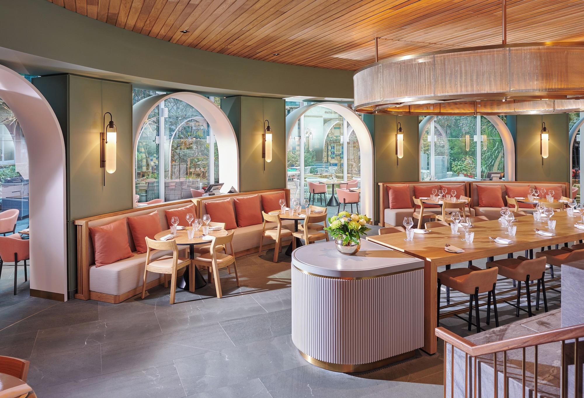 Restaurant Taj 51 Buckingham Gate, Suites and Residences