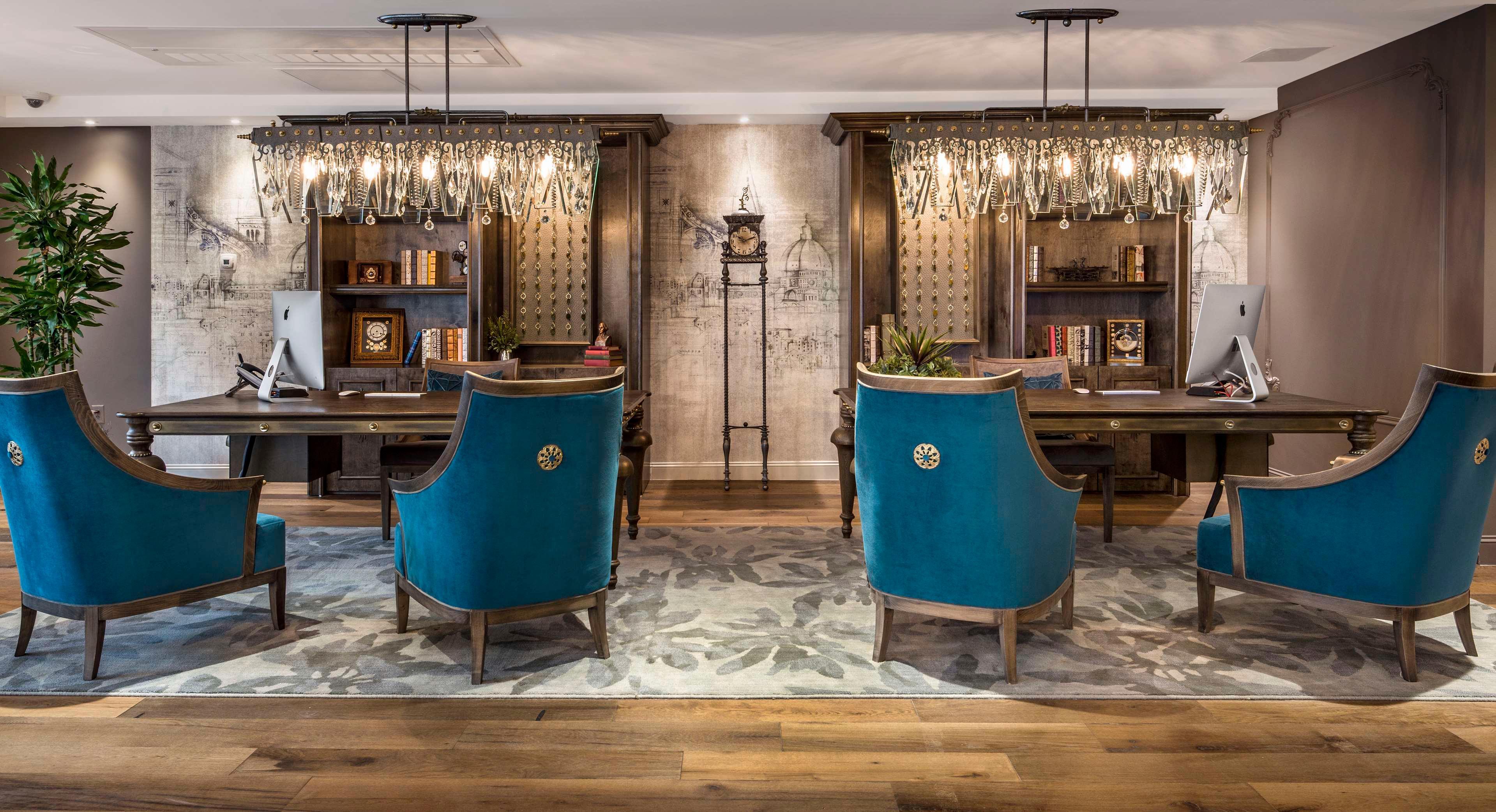 Vista Lobby The Ivey's Hotel