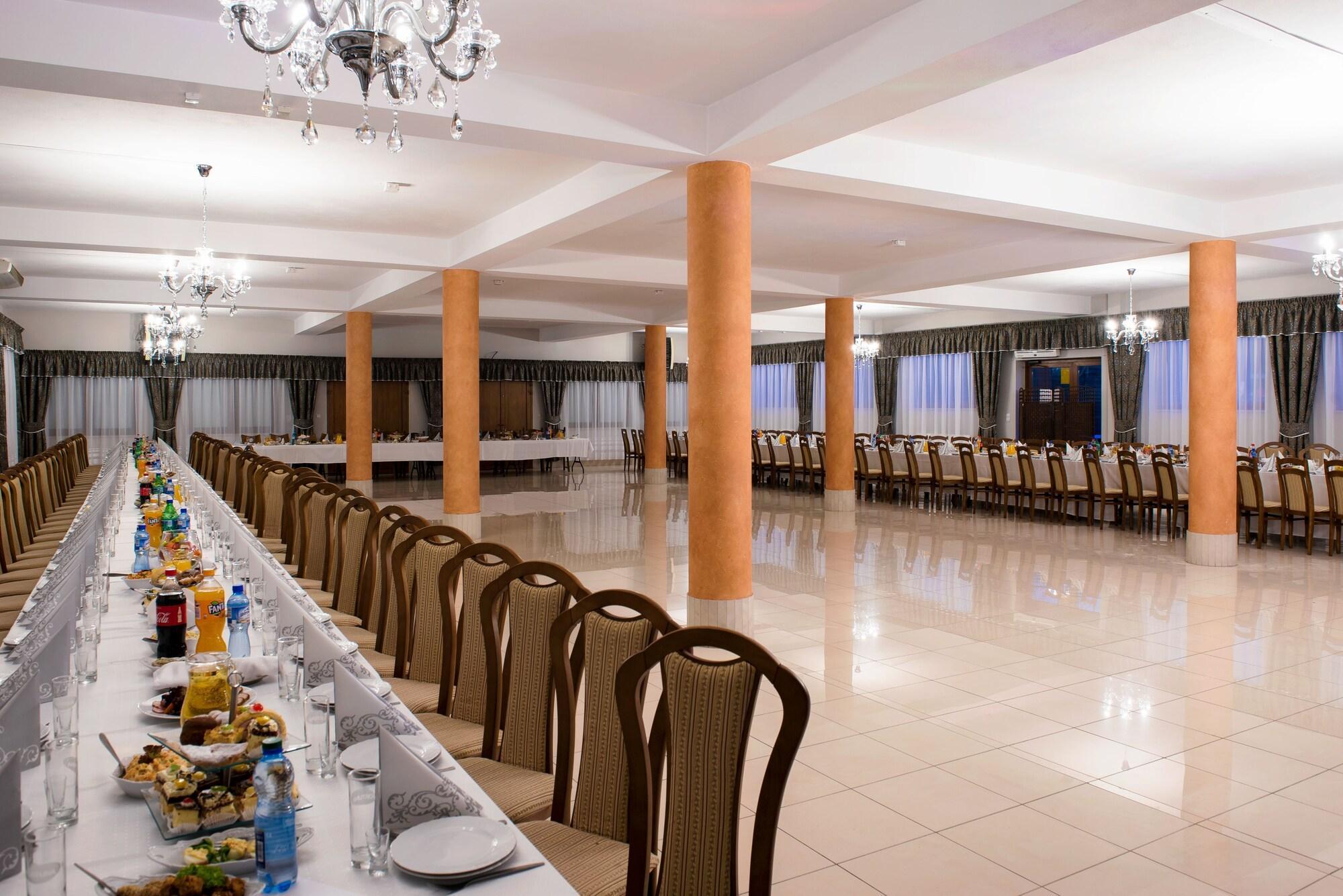 Centro de Negocios Złota Róża