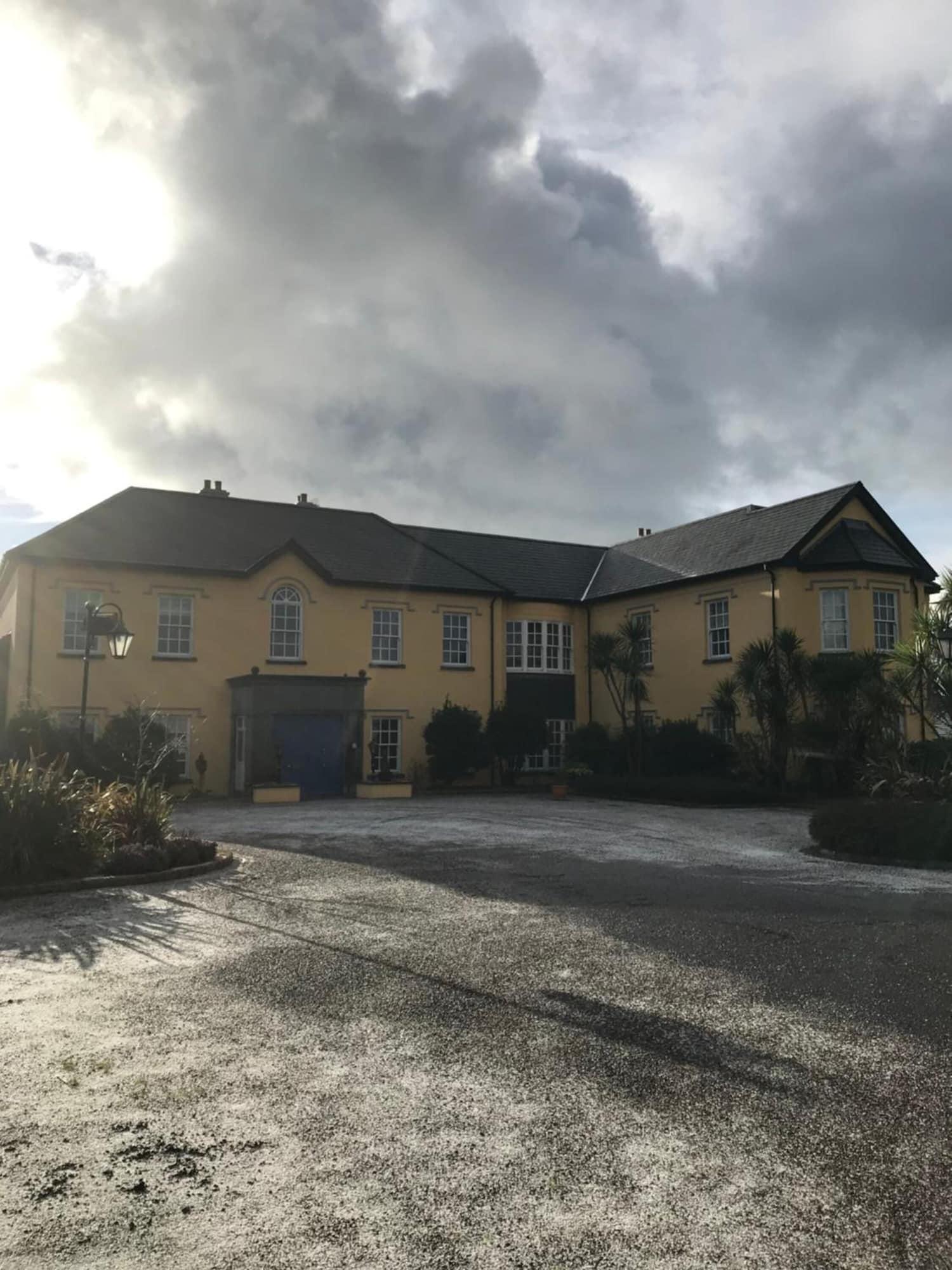 Vista Exterior Emlagh House