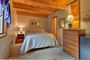 Alquiler Vacacional - Freshly done, Quiet & very comfortable house in the heart of the White Mountains
