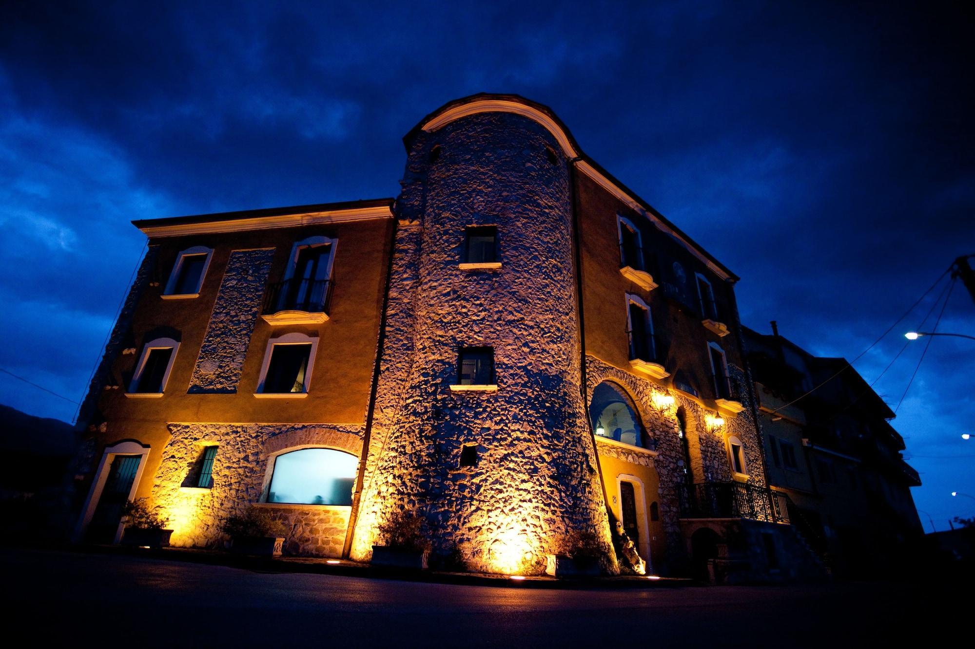 Vista Exterior Hotel Villa Torre Antica