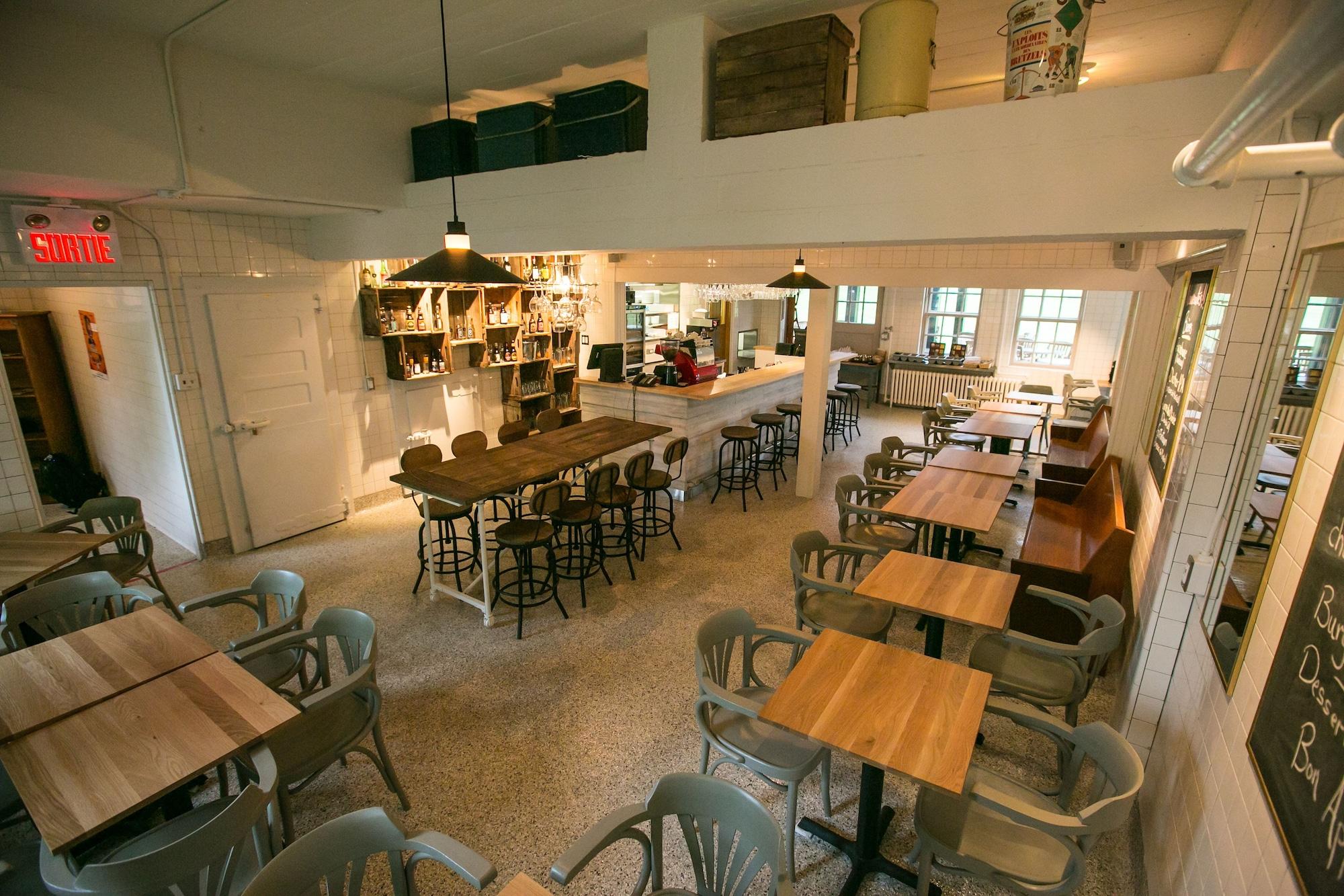 Bar/Salón Manoir D'Youville
