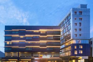 Alojamiento - Swiss-Belinn Wahid Hasyim