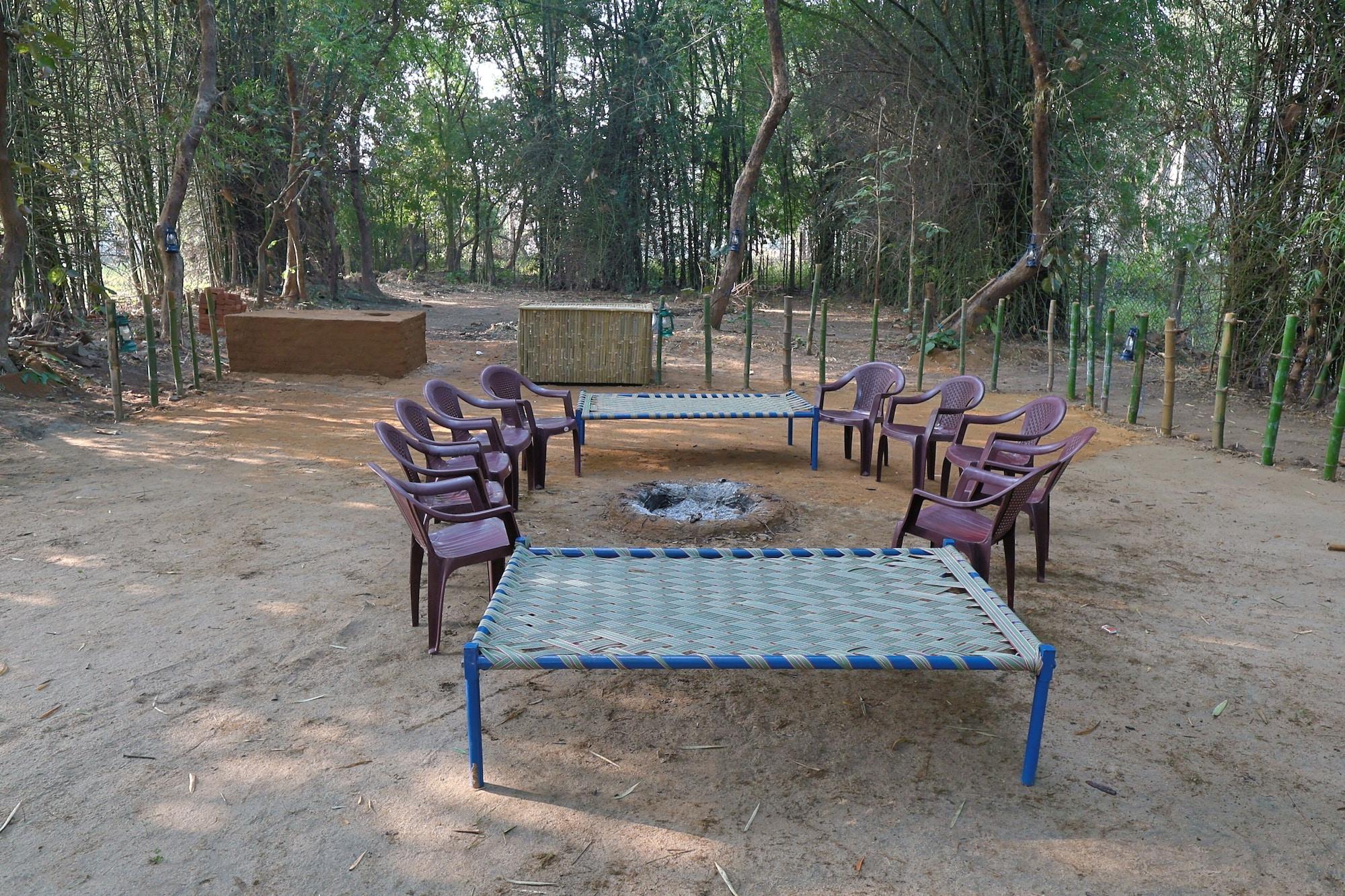 Vista Exterior Nature's Sprout Wildmark Kanha Resort