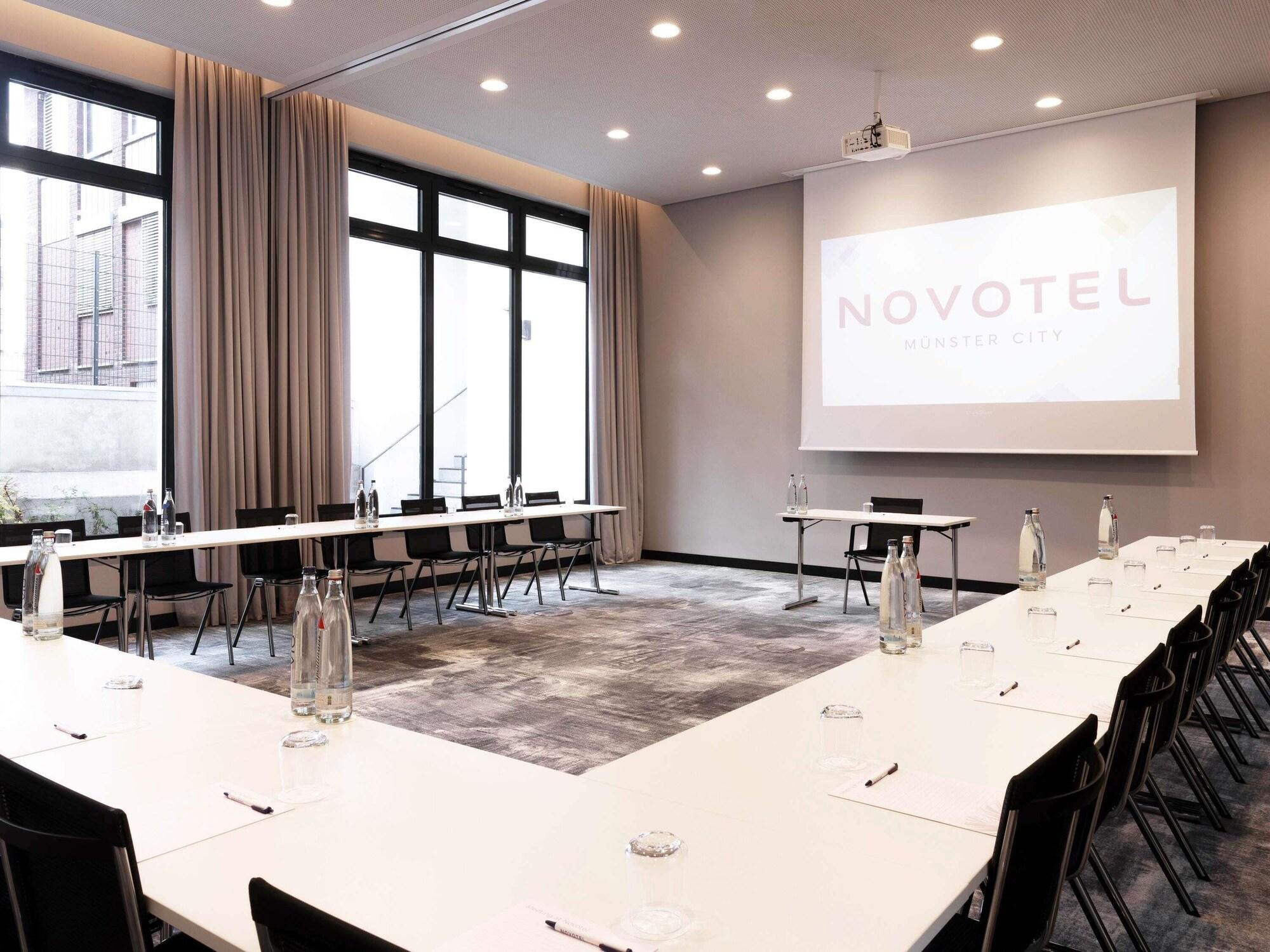 Sala de Reuniones Novotel Münster City