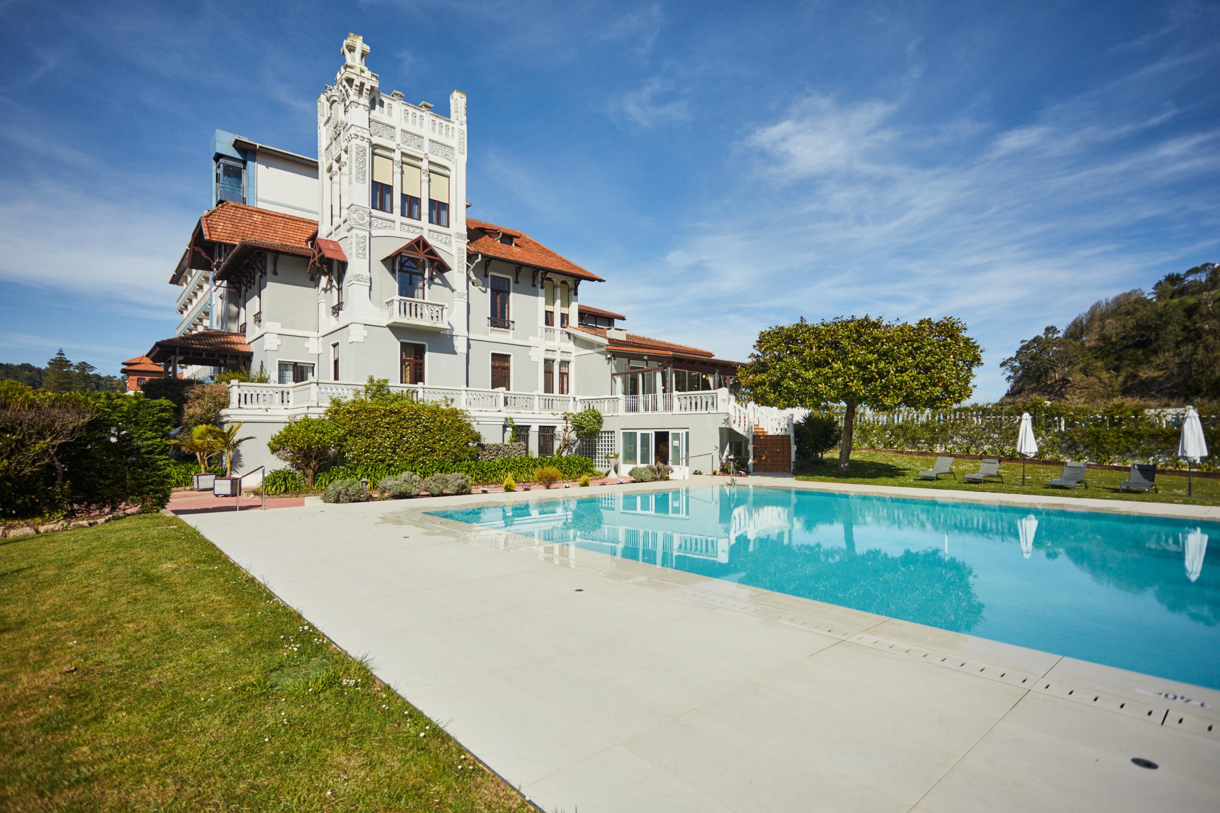 Vista Exterior Silken Gran Hotel del Sella