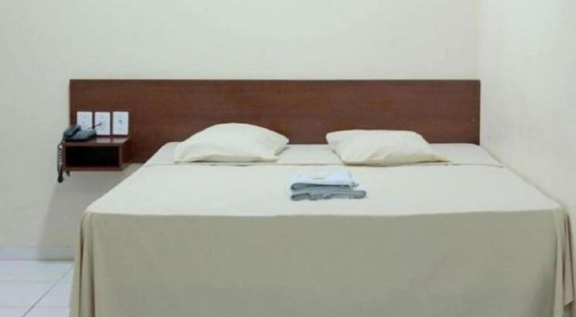 Habitación Hotel Paris