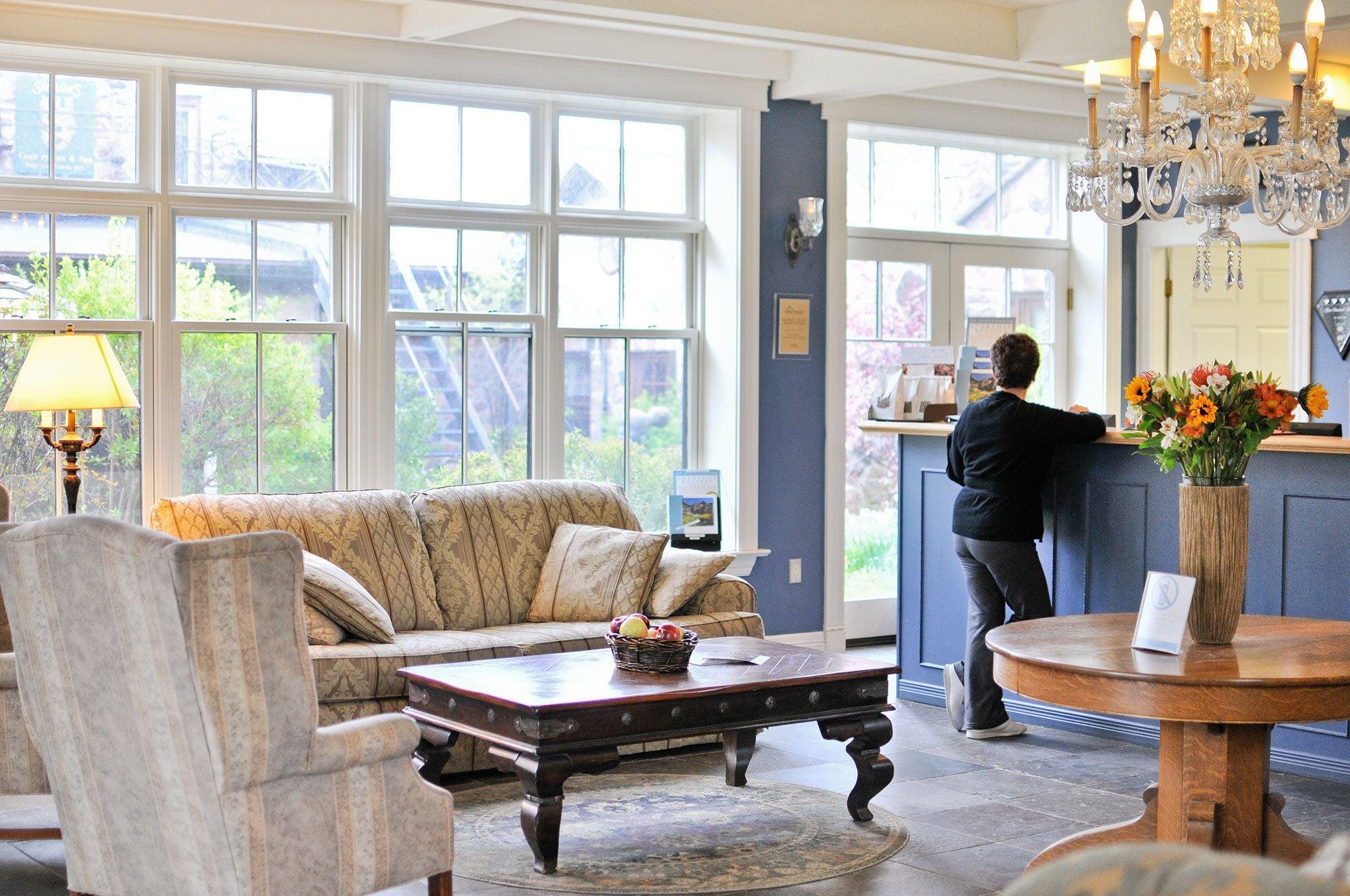 Vista Lobby Ste. Anne's Spa