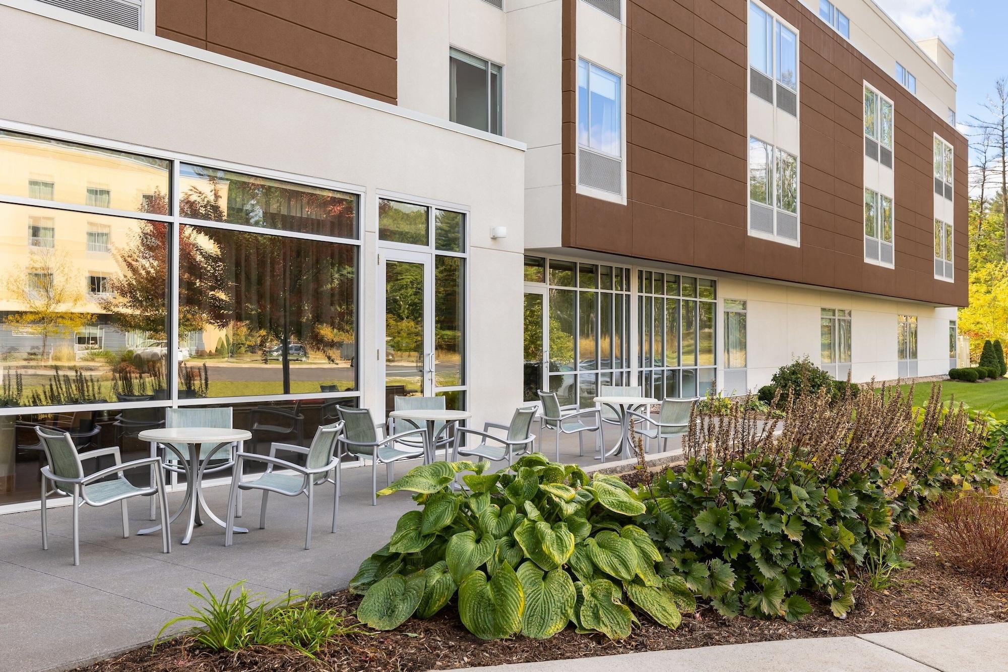 Vista Exterior SpringHill Suites Wisconsin Dells