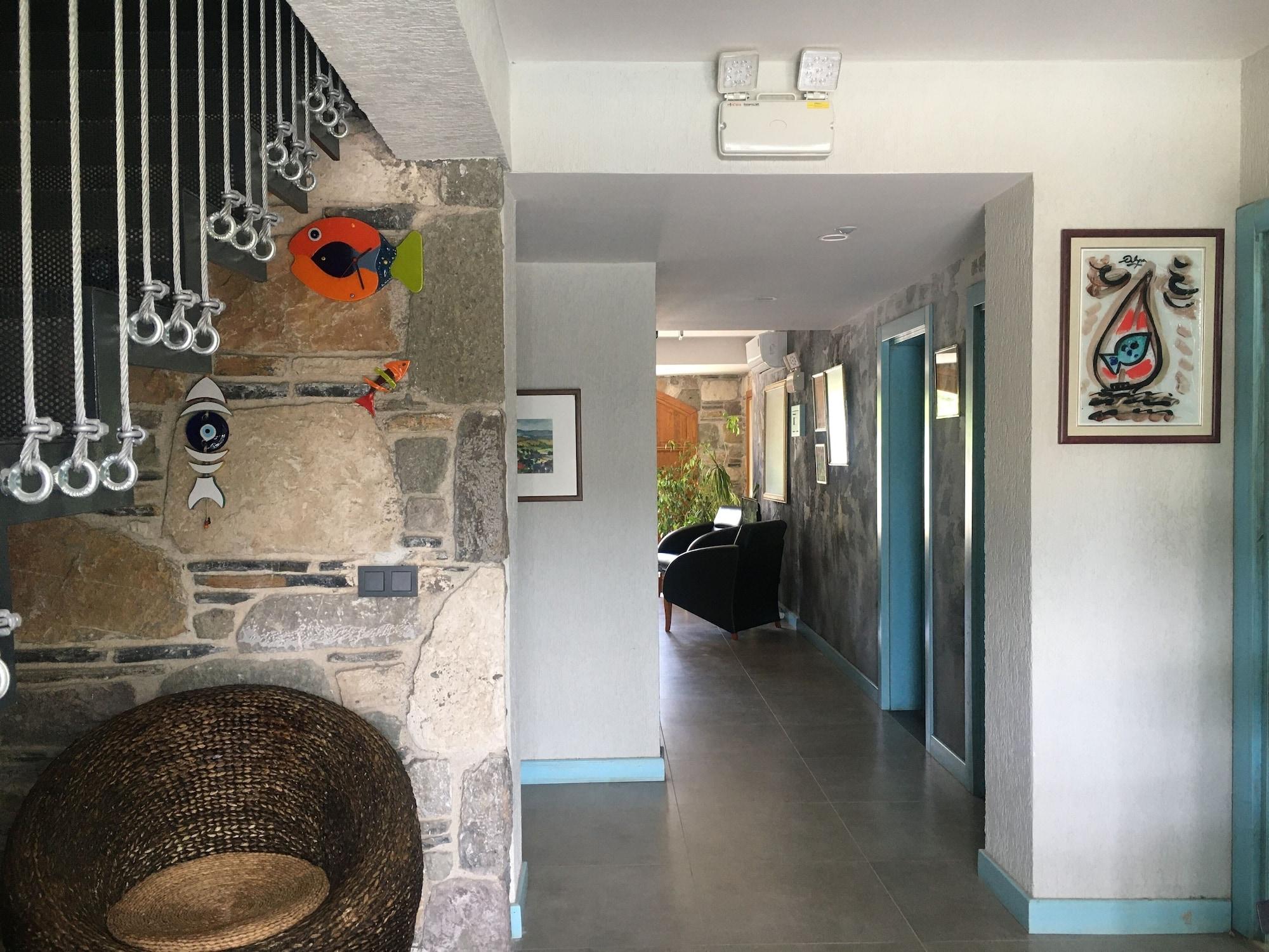 Varios Villa Oliva Butik Hotel