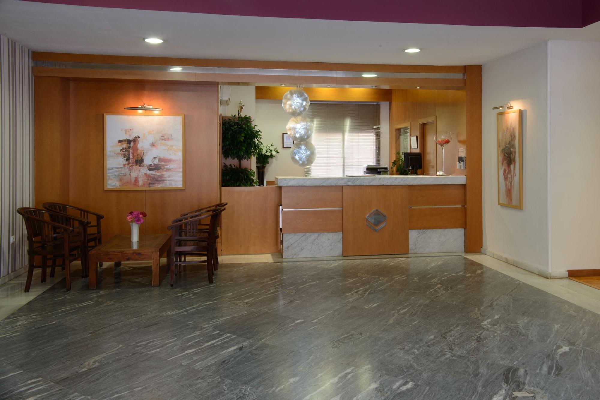 Vista Lobby ApartHotel MM Badajoz