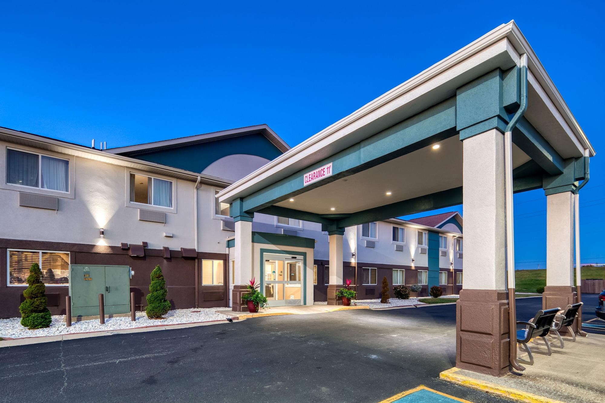Vista Exterior Quality Inn and Suites Springfield Southwest near I-72