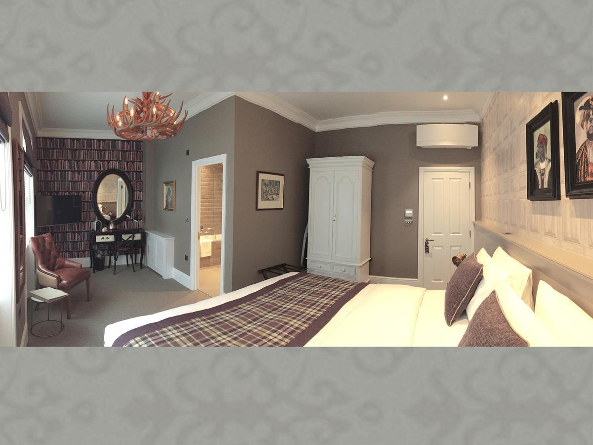 Instalaciones Recreativas The One Tun Pub and Rooms