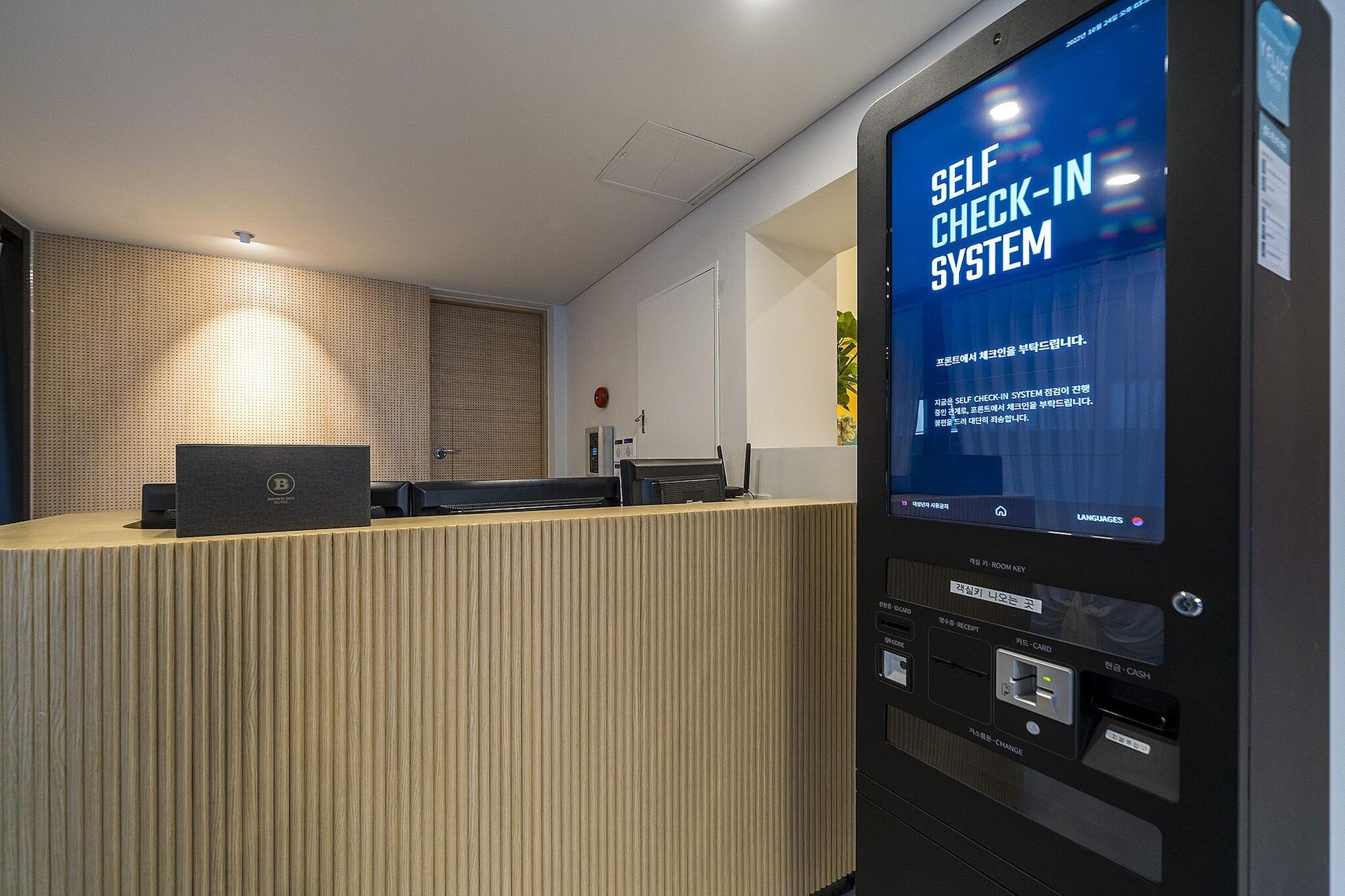 Vista Lobby Browndot Hotel Namchuncheon