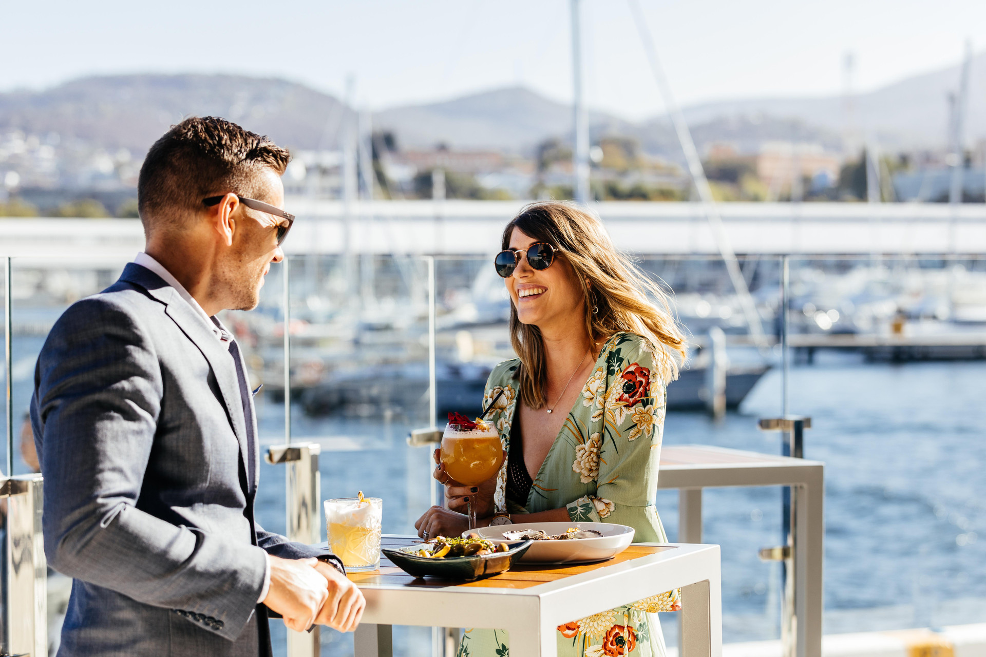 Bar/Salón MACq 01 Hotel