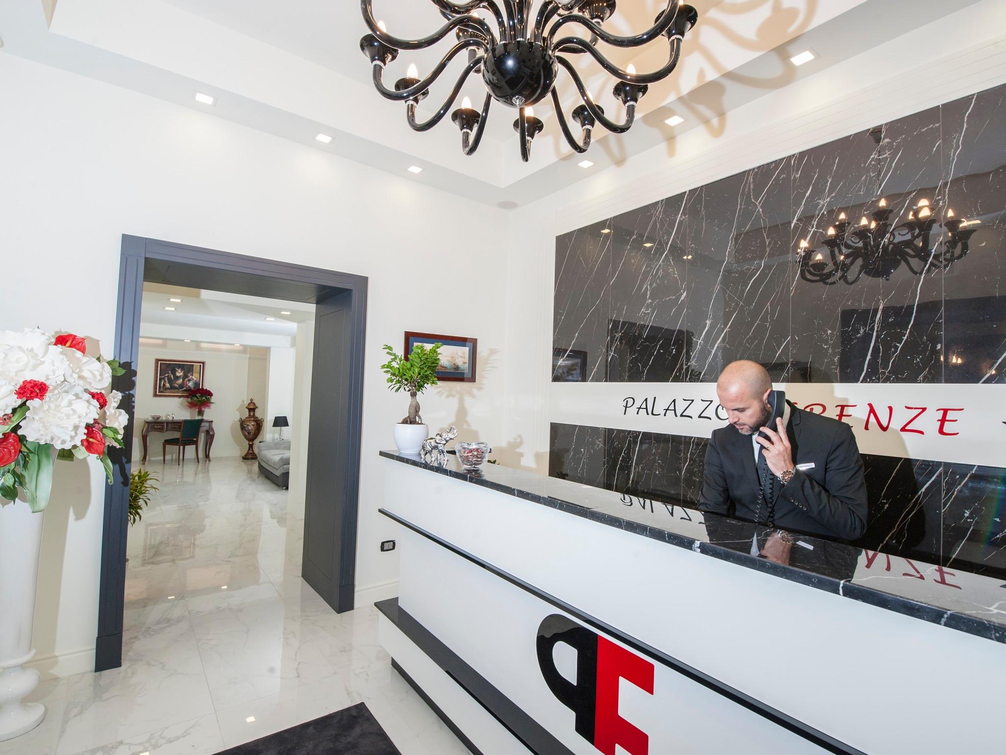 Vista Lobby Palazzo Firenze