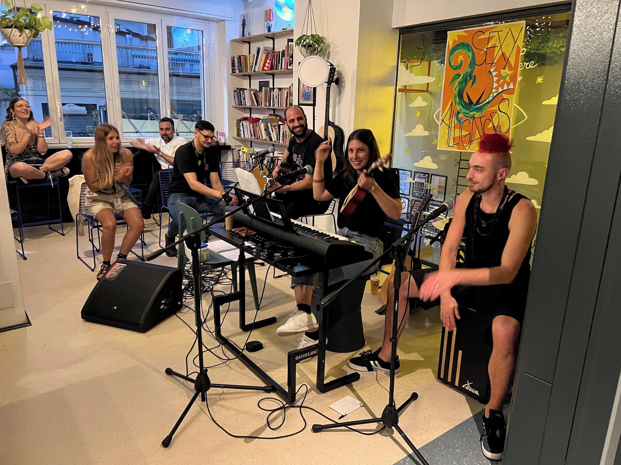 Vista Lobby Yellowsquare Milan Hostel