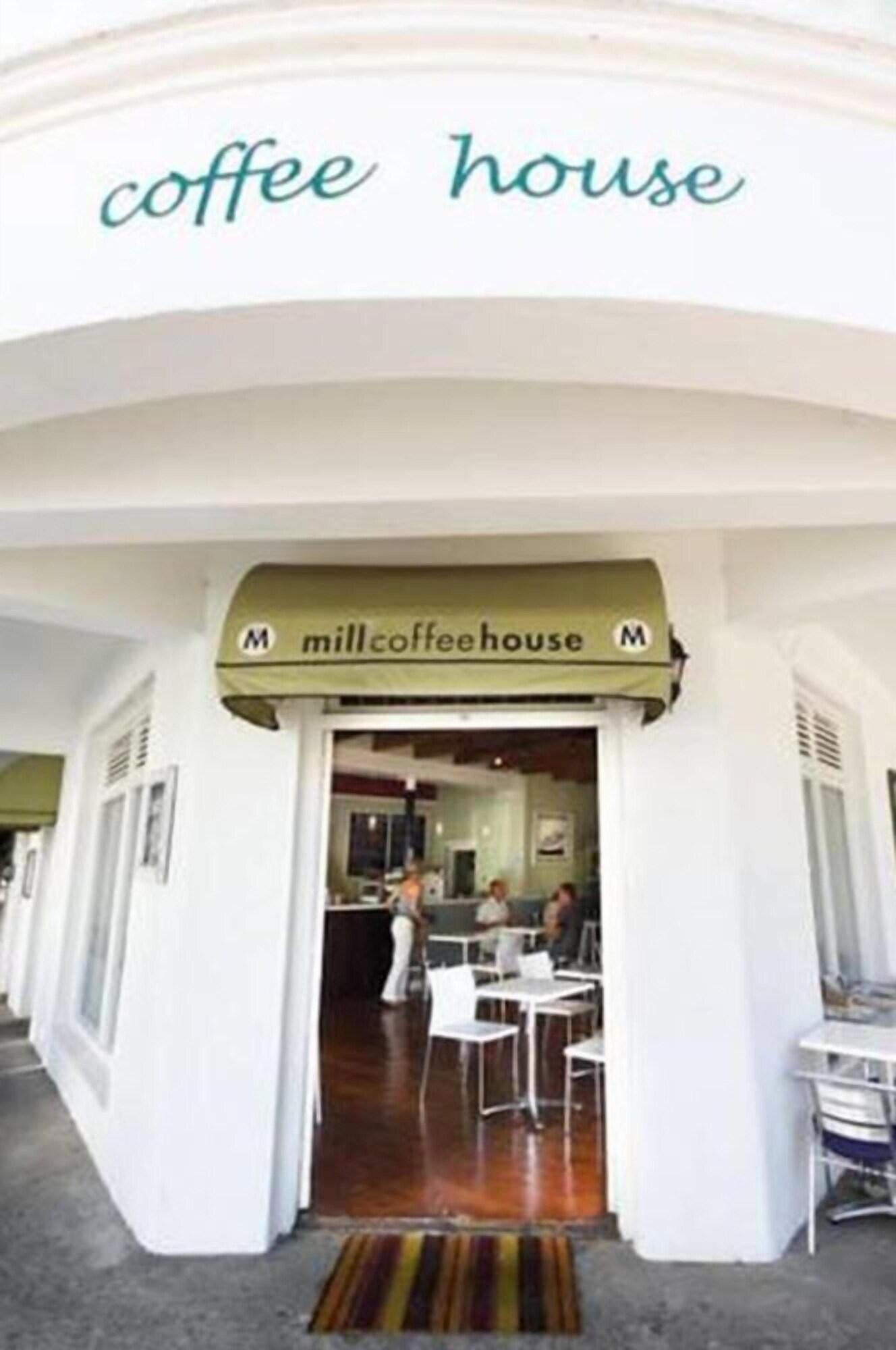 Bar/Salón De Oude Meul Guest House
