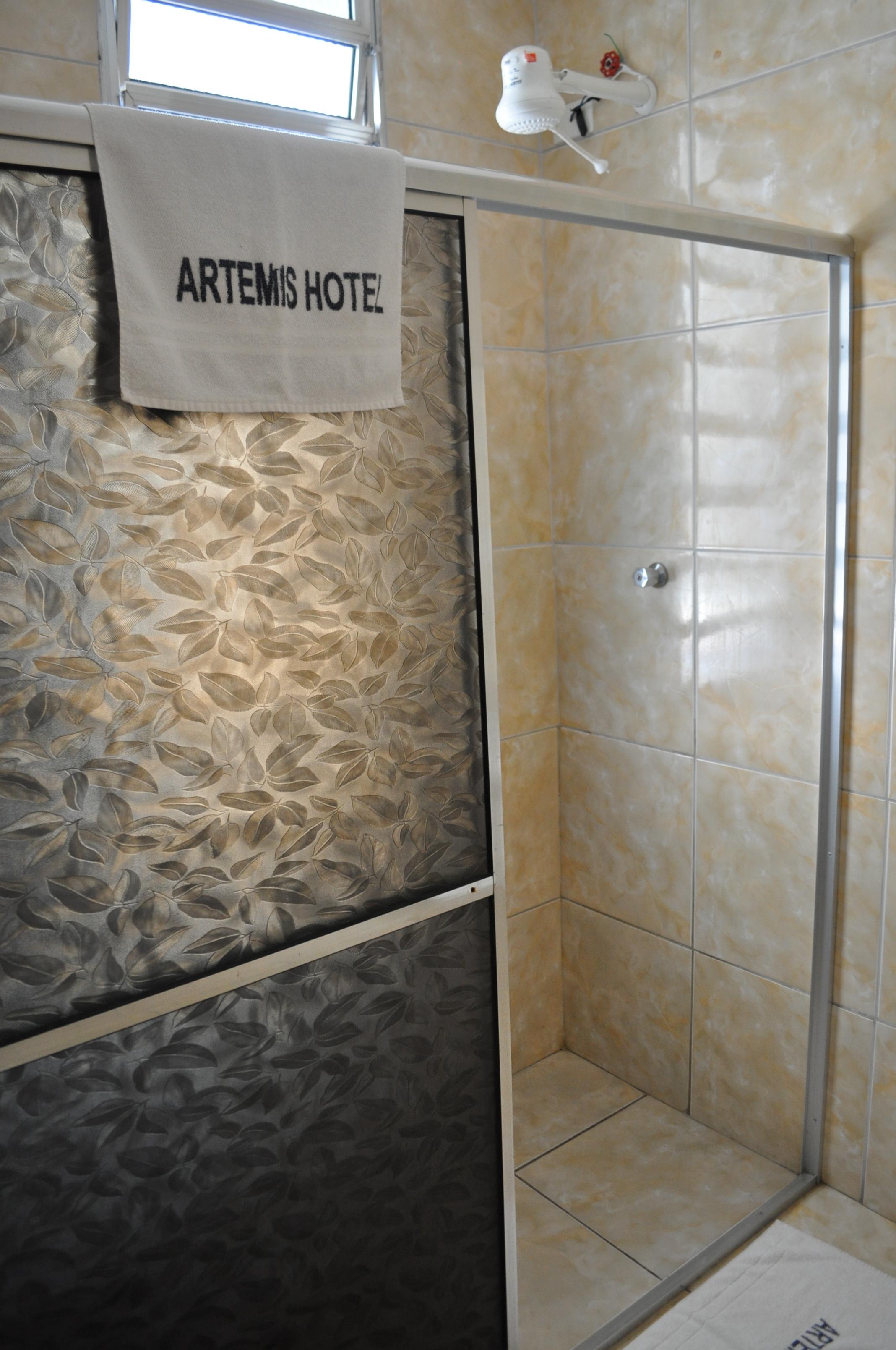 Equipamiento de Habitación Artemis Hotel