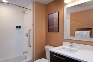 Alojamiento - TownePlace Suites by Marriott Grand Rapids Airport