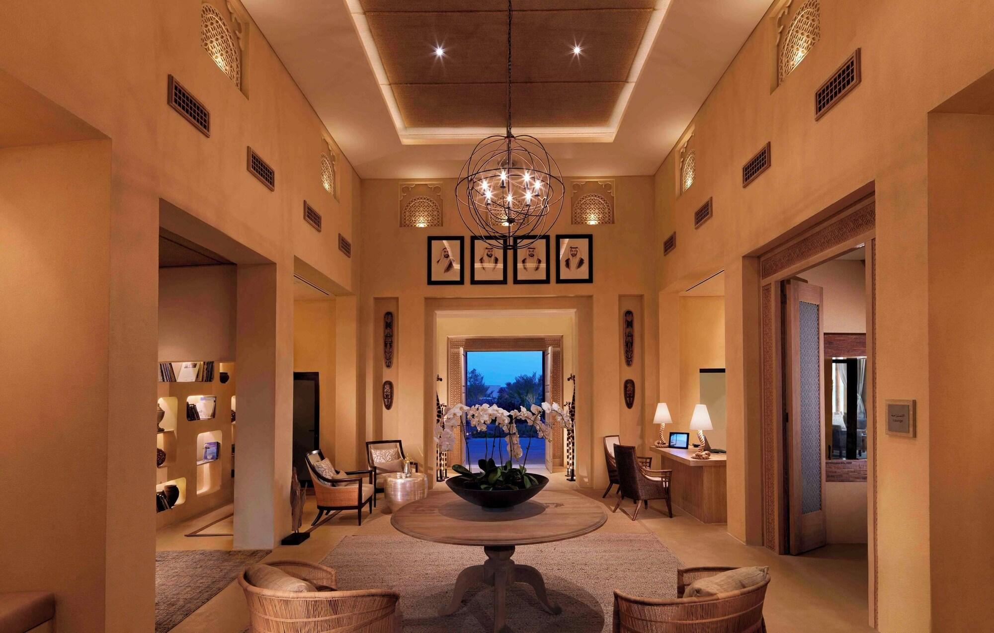 Vista Lobby Anantara Sir Bani Yas Island Al Yamm Villa Resort