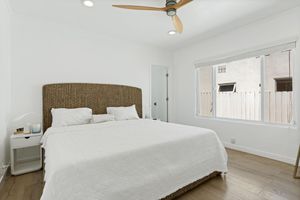 Alquiler Vacacional - Ultra-Private Contemporary Oasis 2BR Home in WeHo
