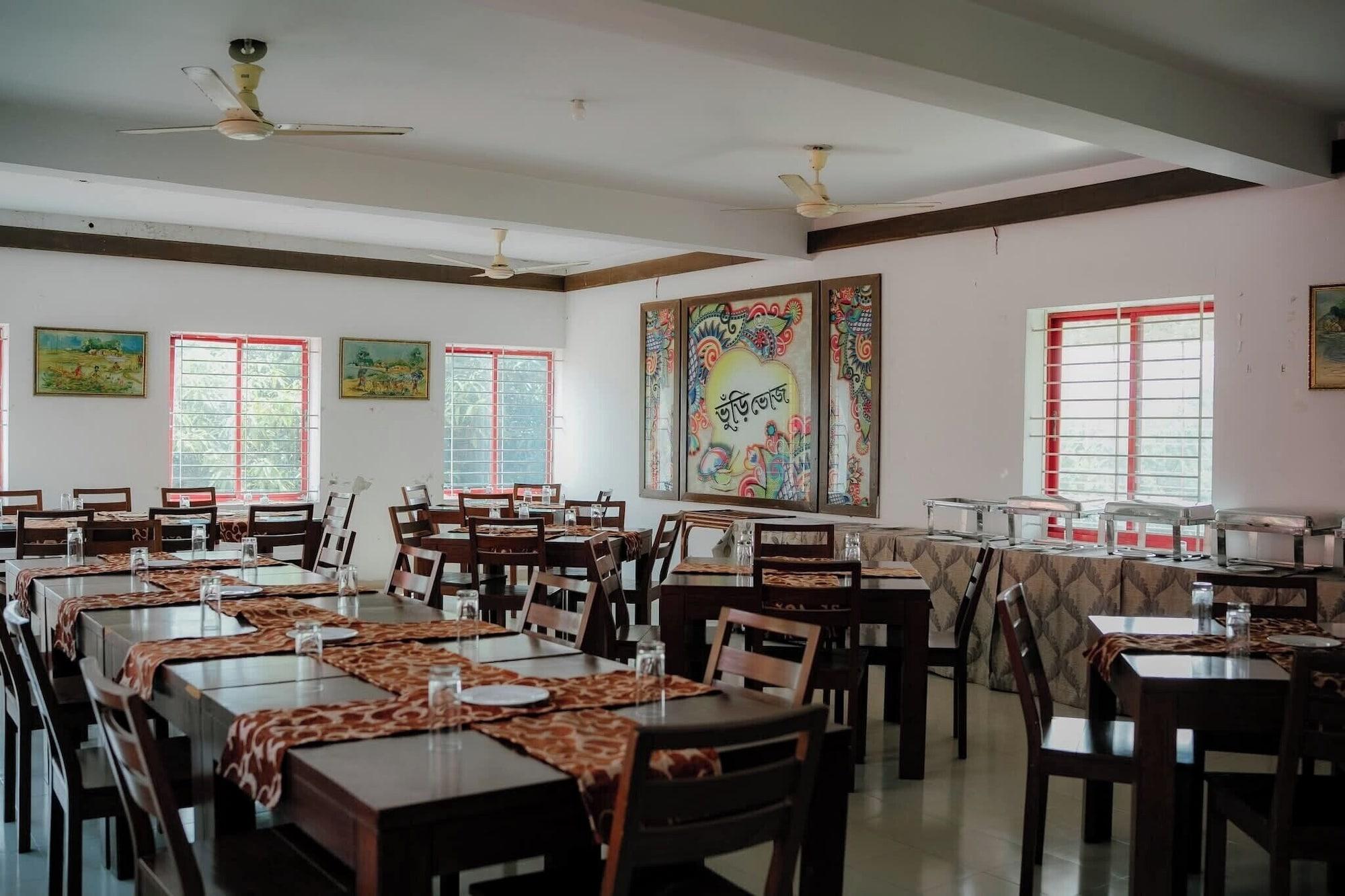 Restaurant Meghna Shorobor Resort