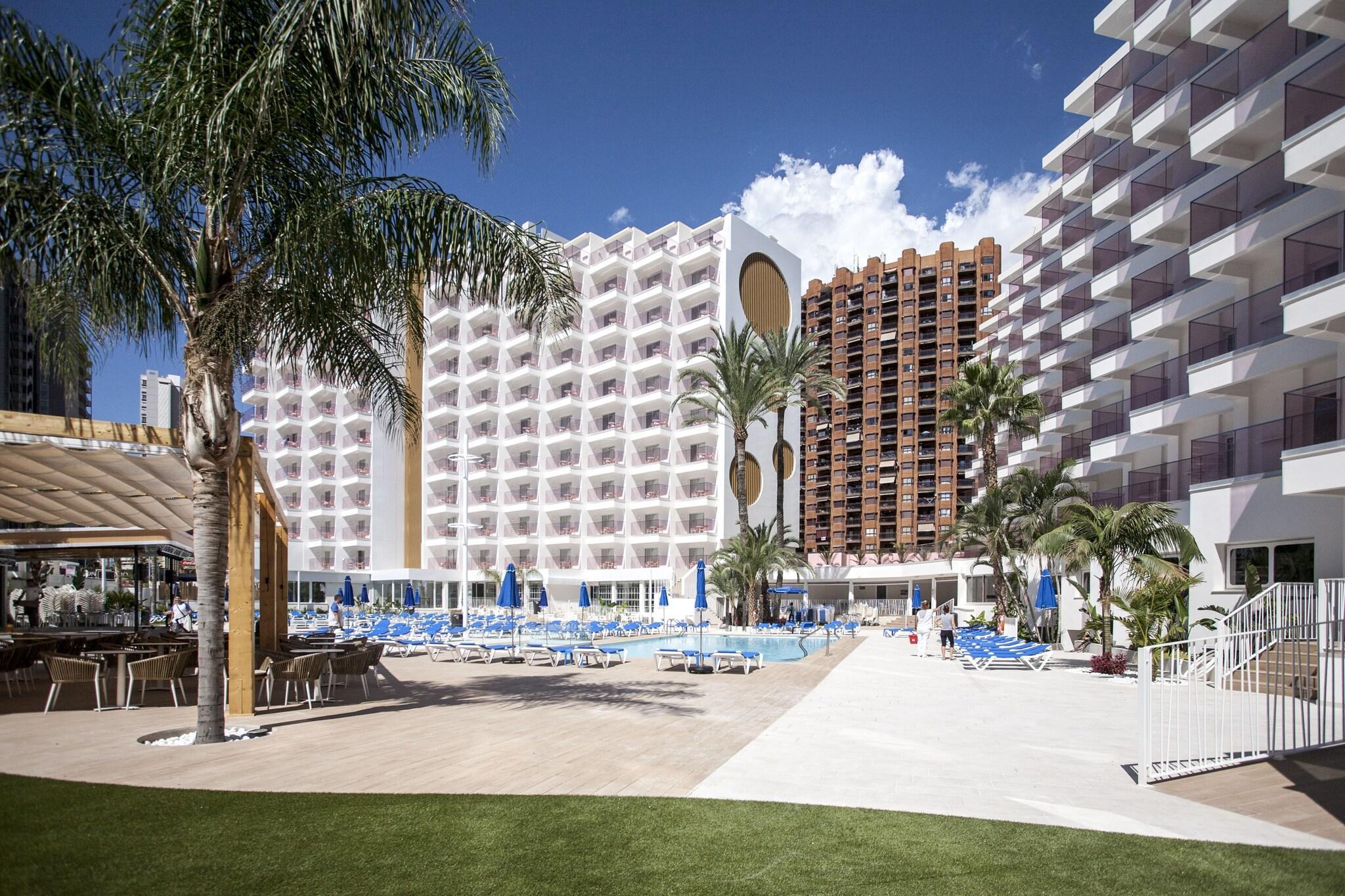 Vista Piscina Hotel Ambassador Playa II