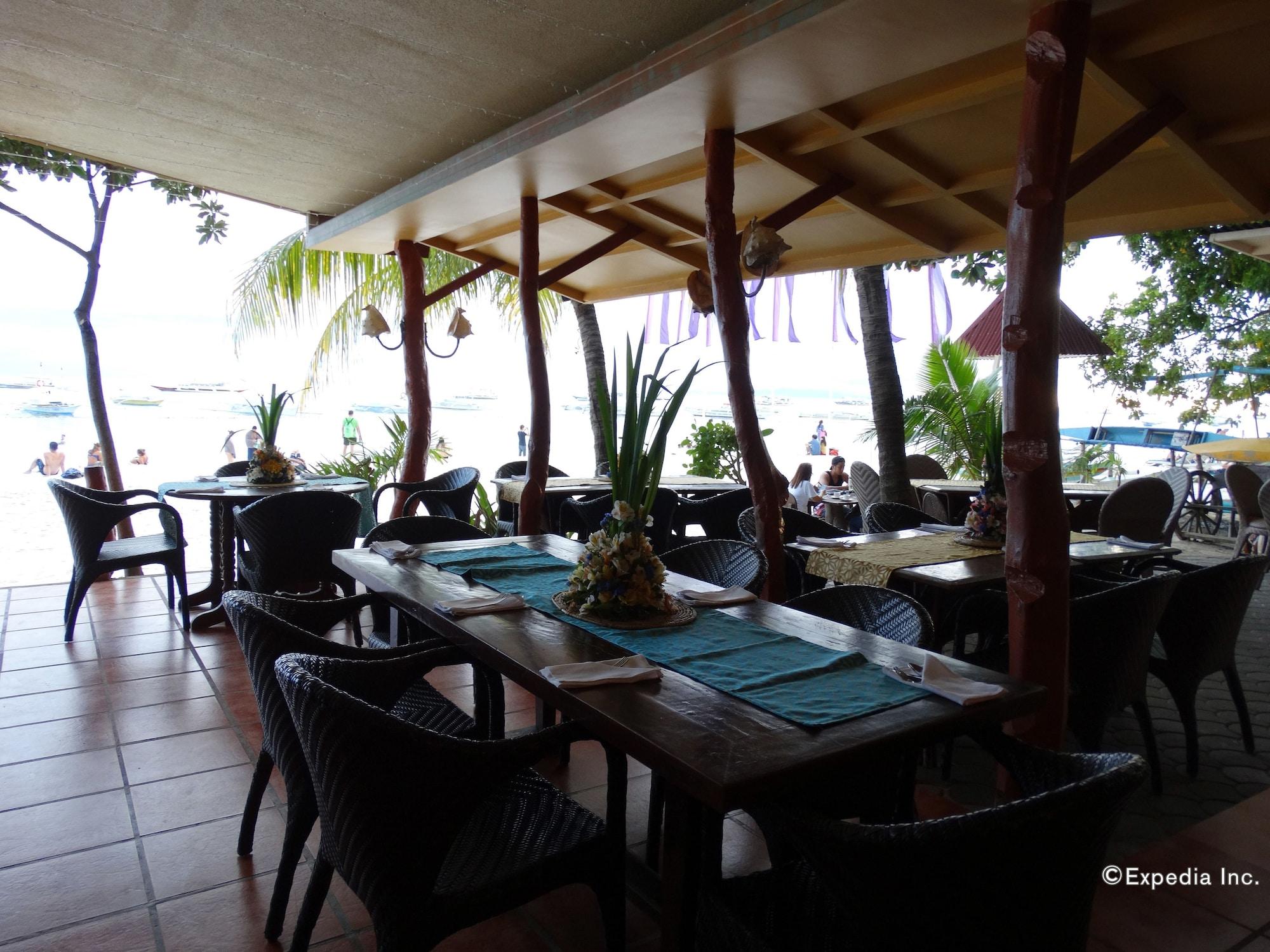Restaurant Alona Tropical Beach Resort