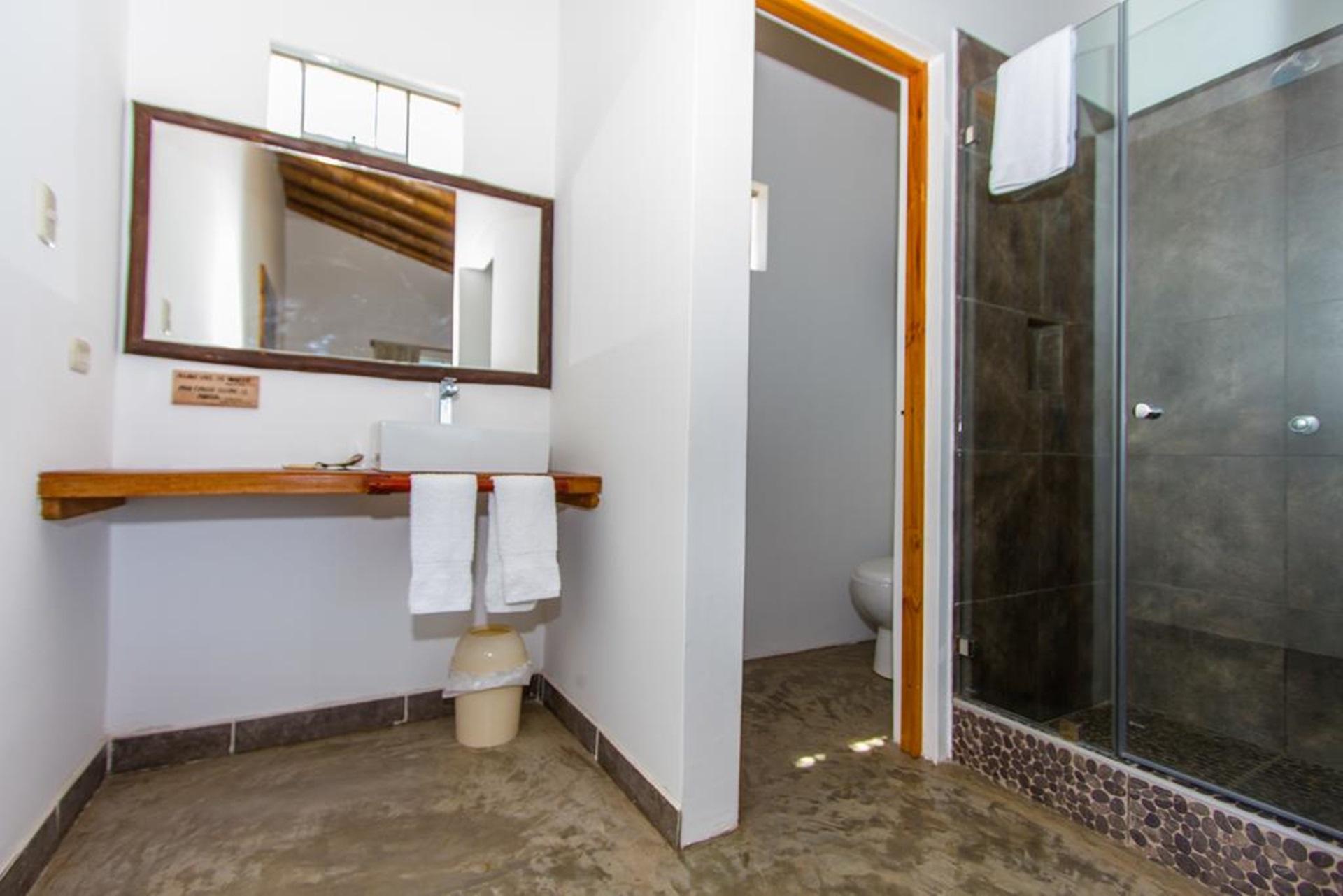 Equipamiento de Habitación Baja Canoas Hotel