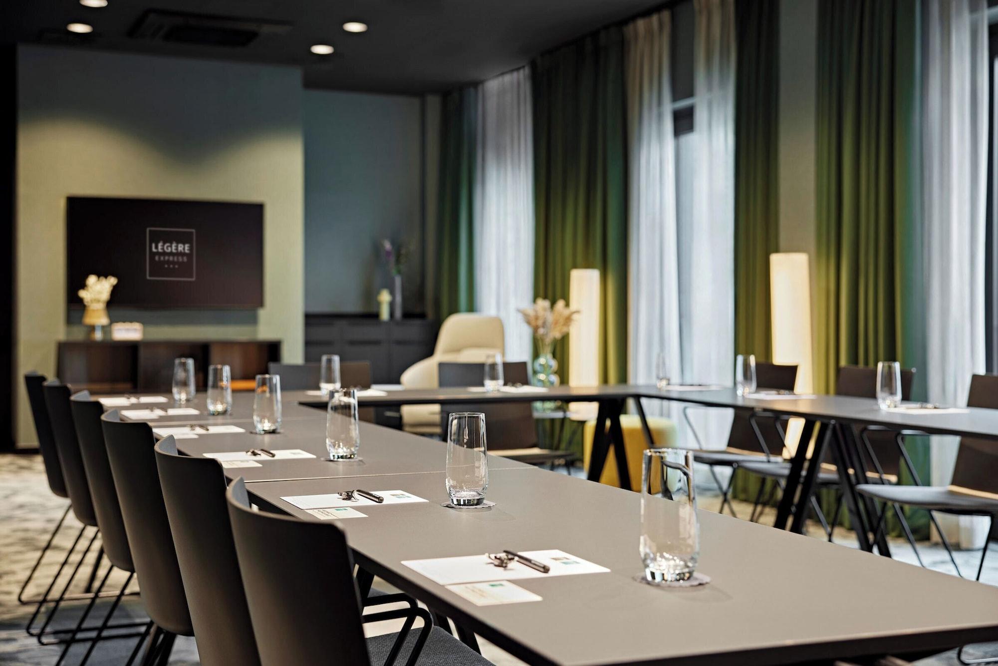 Sala de Reuniones LÉGÈRE EXPRESS Tuttlingen
