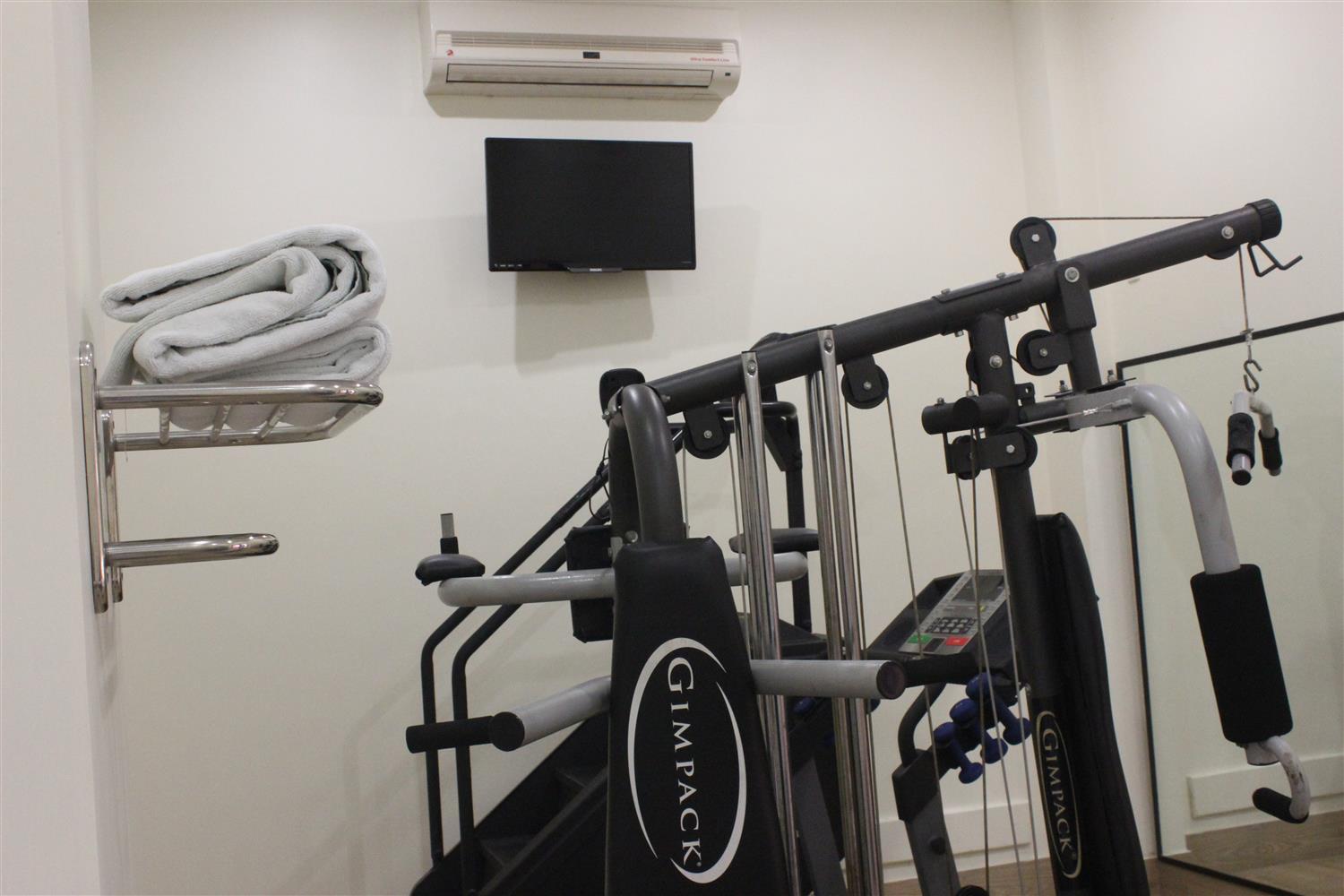 Gimnasio Hafersons Inn Hotel & Suites