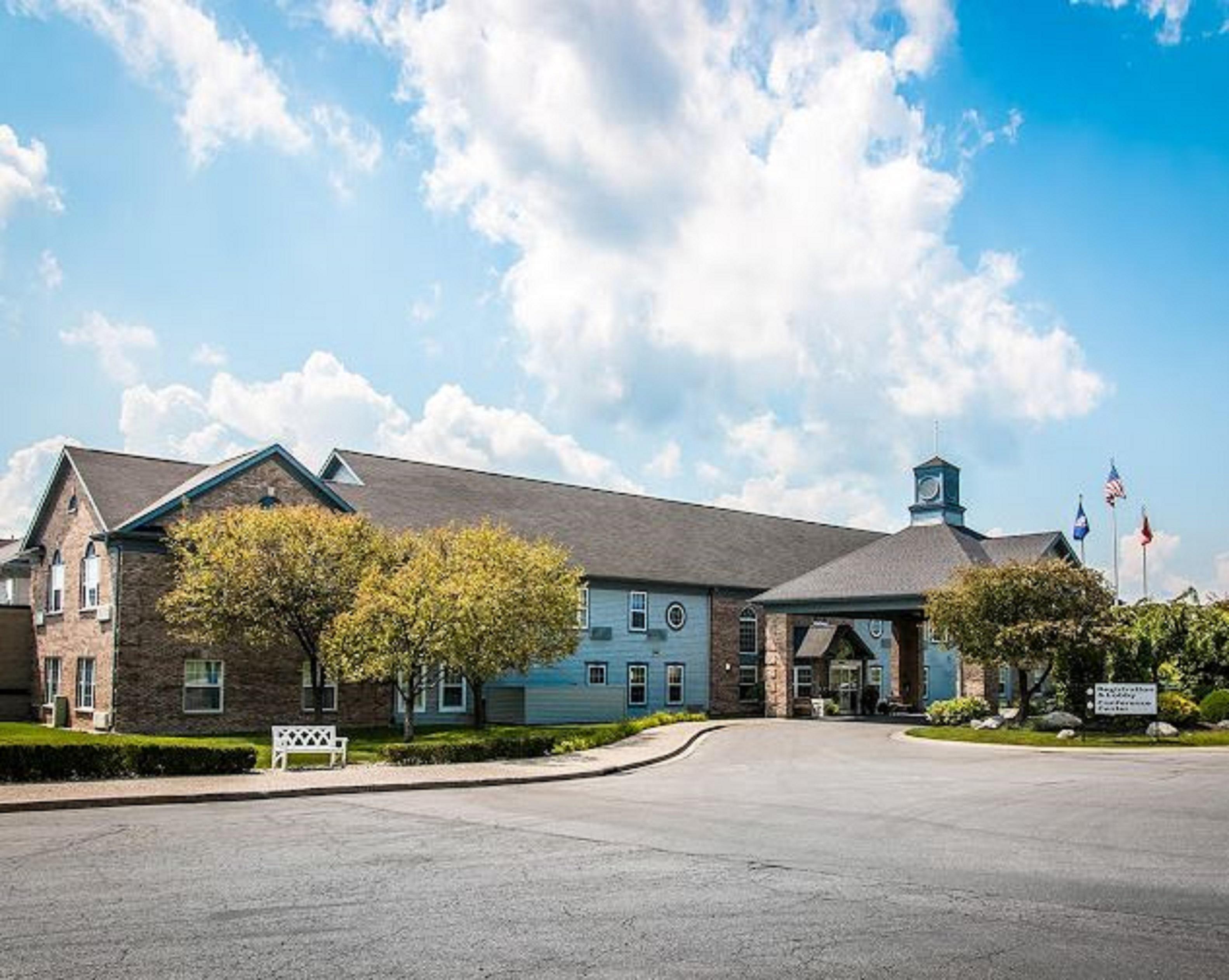 Vista Exterior Comfort Inn & Suites and Conference Center