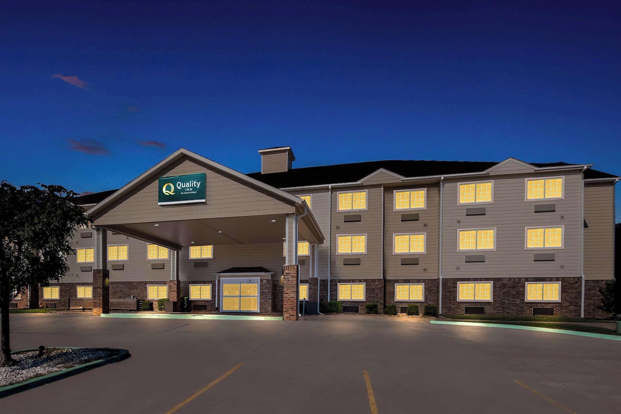 Vista Exterior Quality Inn Blackwell I-35