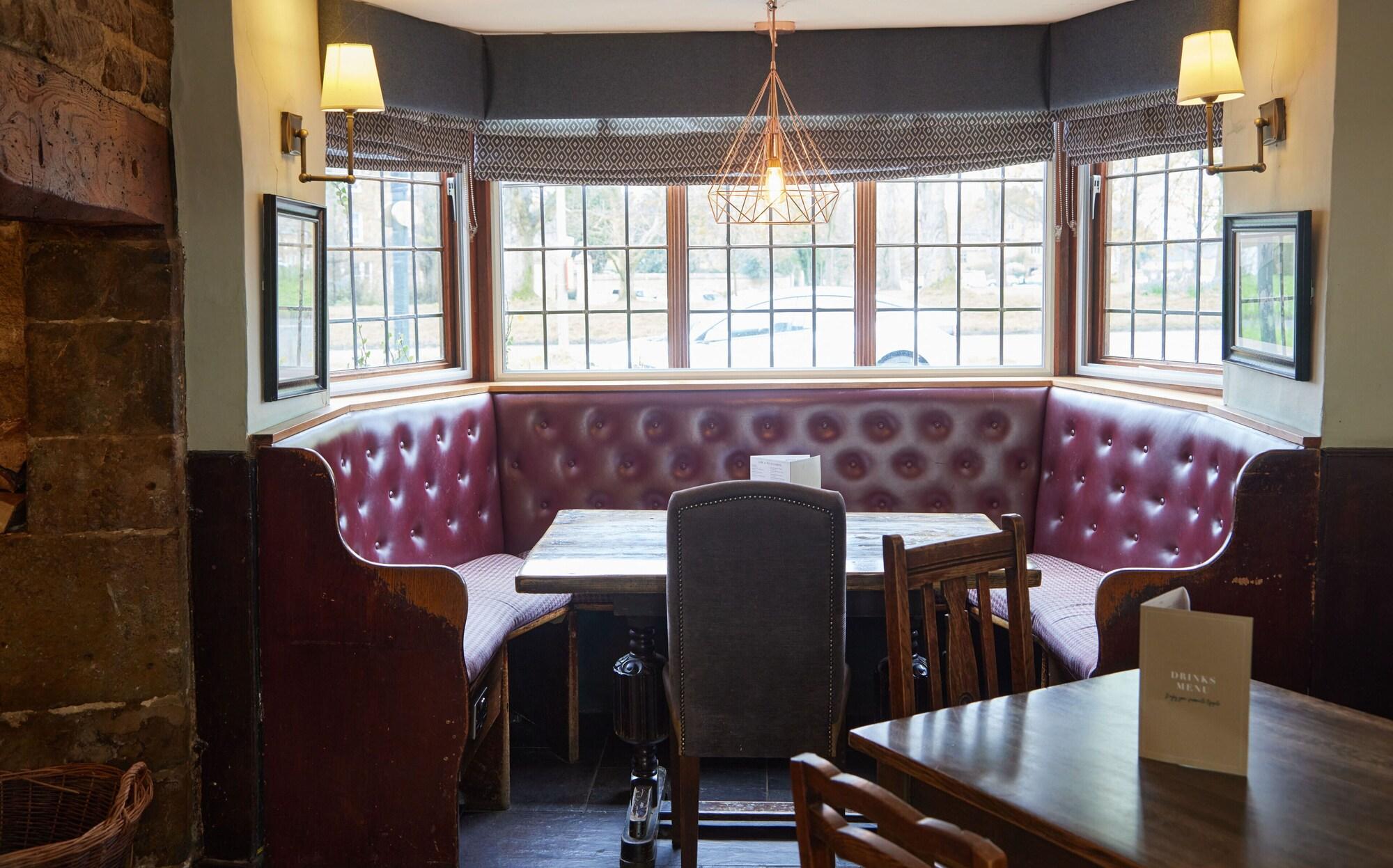 Vista Lobby Red Lion Hotel Adderbury by Greene King Inns