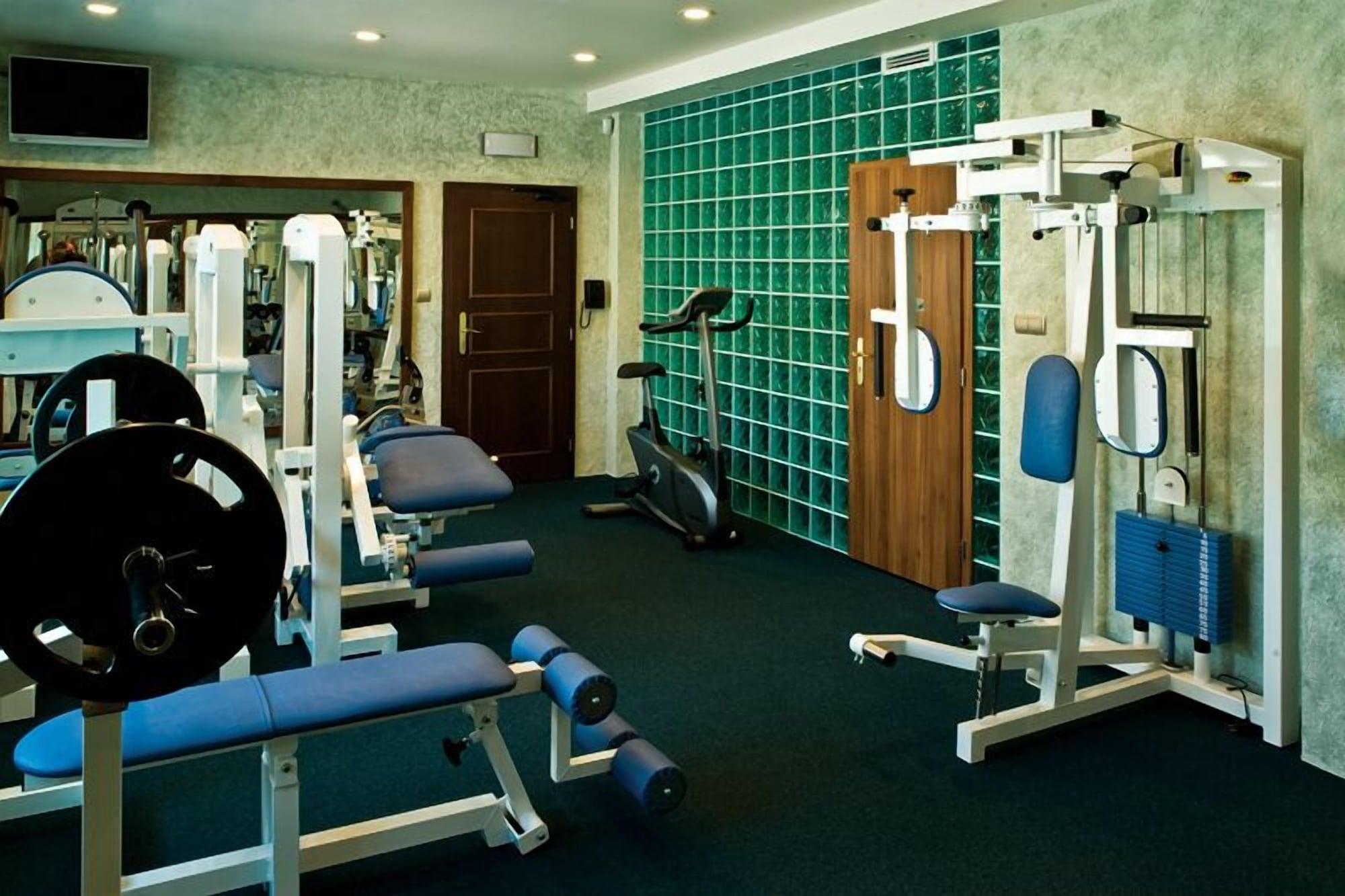 Gimnasio Hotel Štefánik