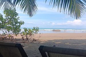 Alquiler Vacacional - ON THE BEACH! Soaking Tub/Music/Wi-Fi & A/C-Queen Beds