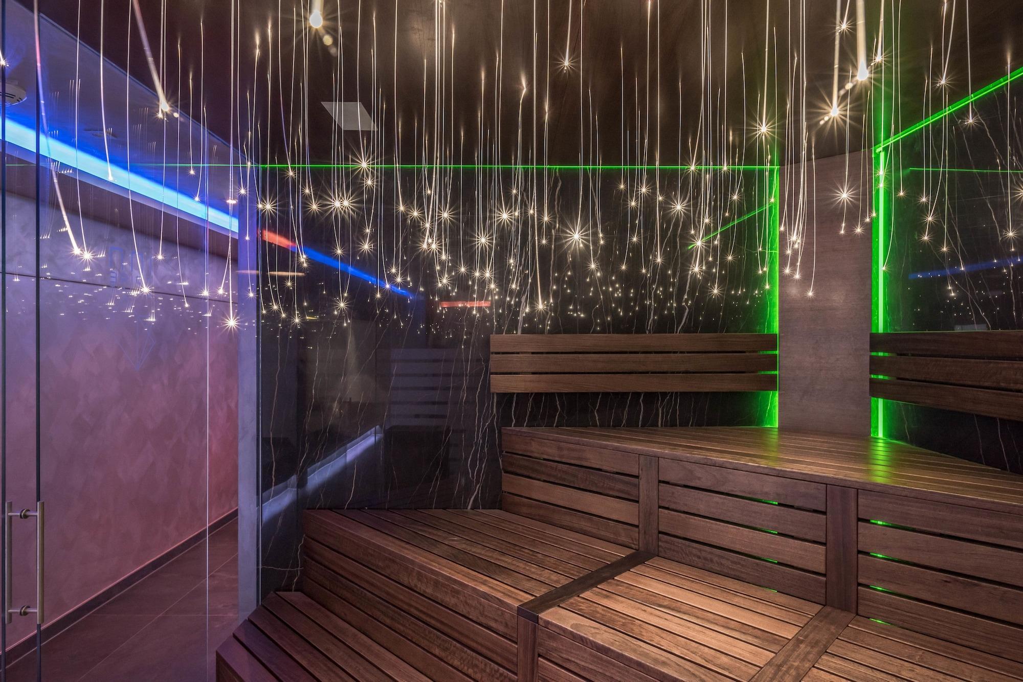 Instalaciones Recreativas Innspire Hotel