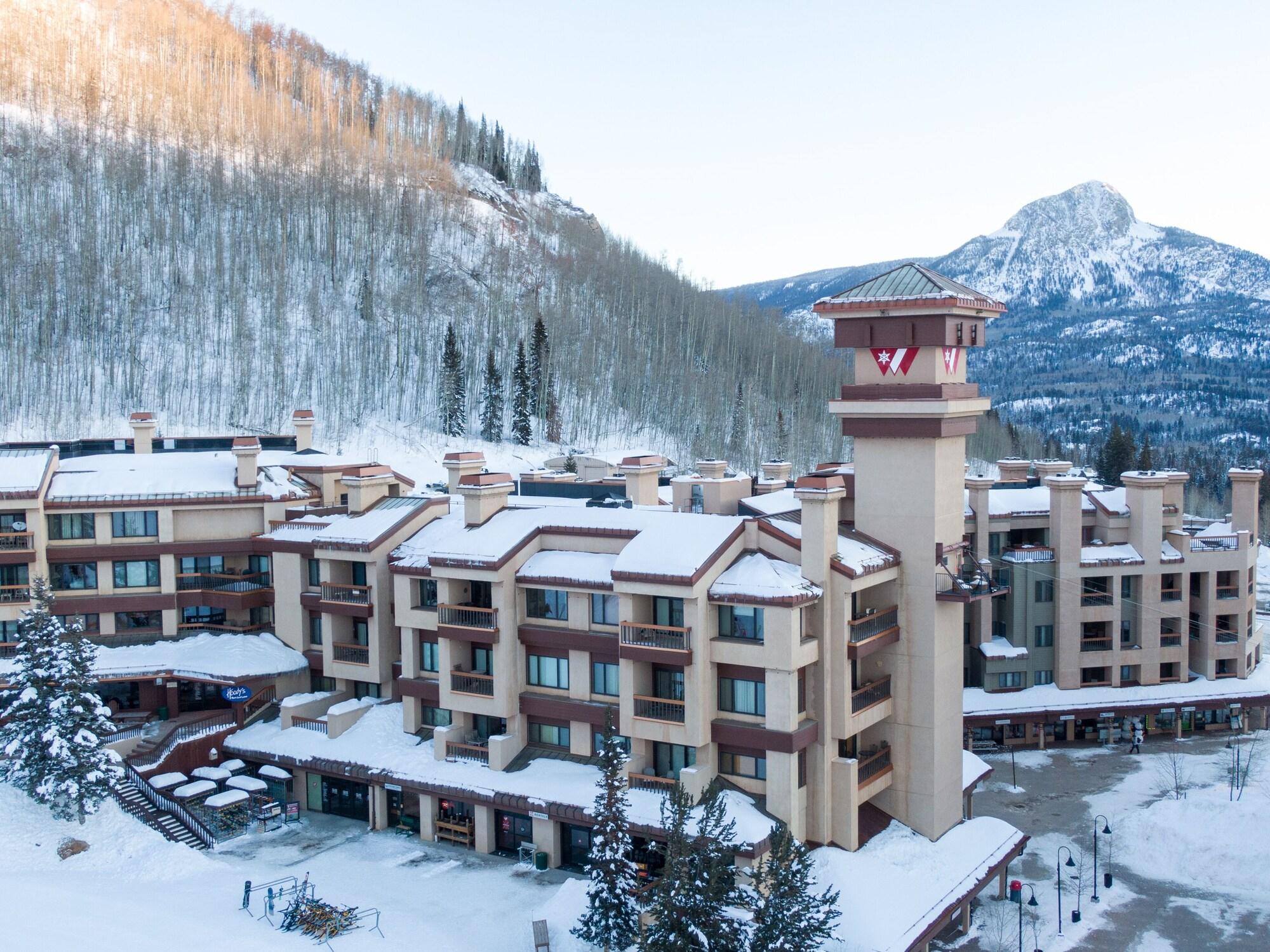 Vista Exterior Purgatory Village Two Bedroom Hotel Room by Redawning