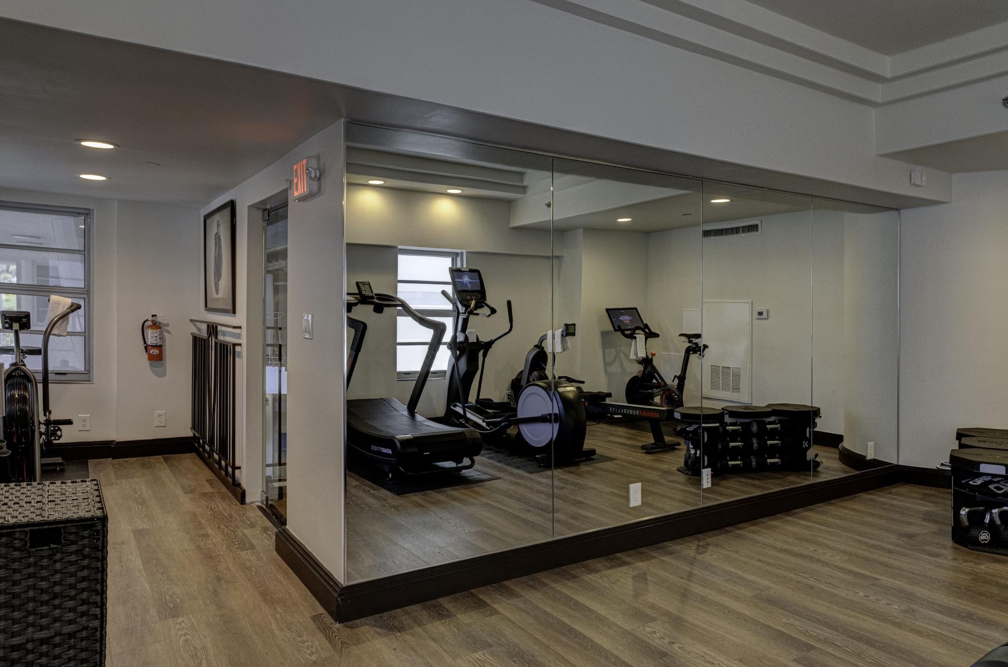 Gimnasio National Hotel, An Adult Only Oceanfront Resort